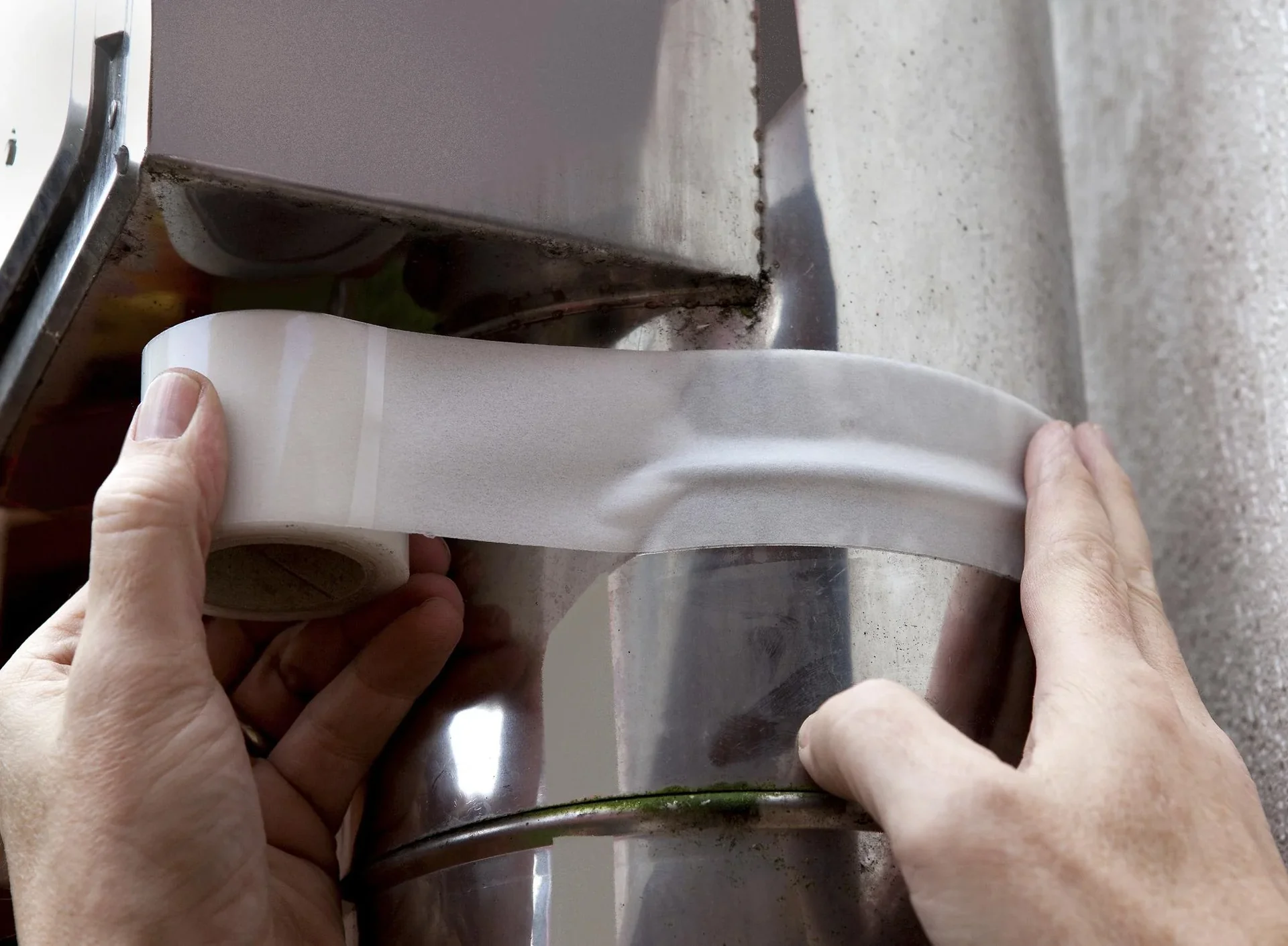 Dichtband für hohe Ansprüche, milchig-transparent, 38 mm breit, 1,5 meter lang - 2