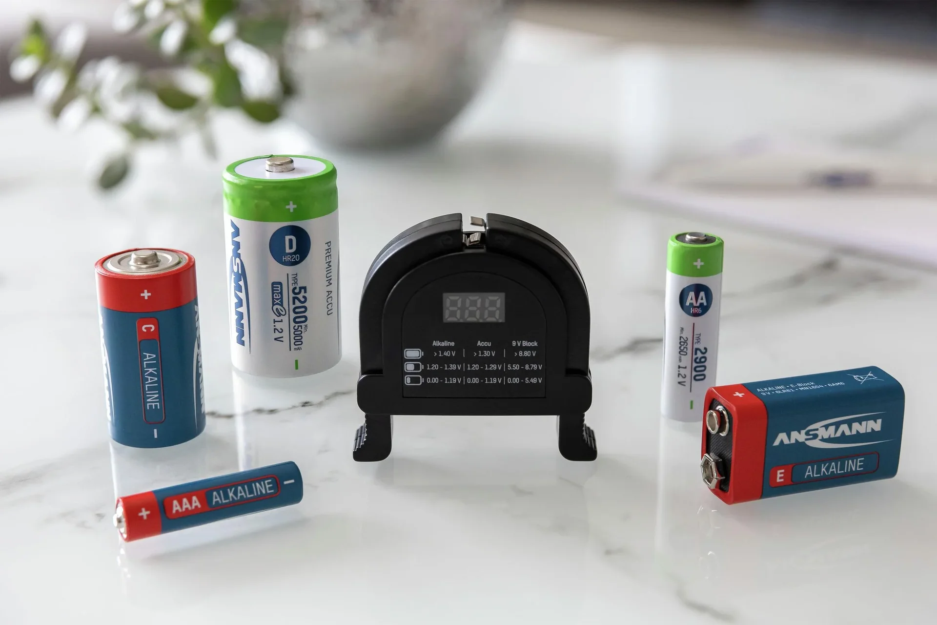 Akku- und Batterie Tester, universell einsetzbar - 0