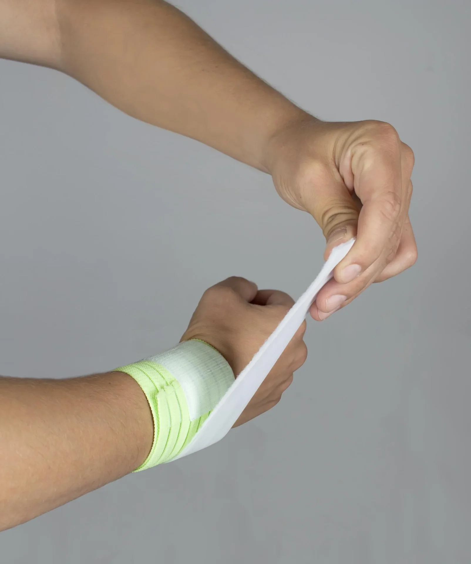 Handgelenkbandage aus recyceltem Kunststoff - 1