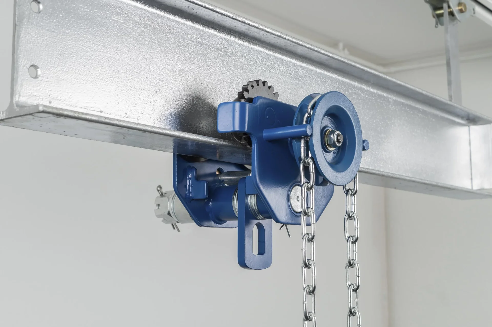 Haspellaufkatze GTM 5, Tragfähigkeit 5.000 kg, Flanschbreite 114-203 mm, 2,5 m Bedienlänge, Min. Kurvenradius 1,3 m - 0