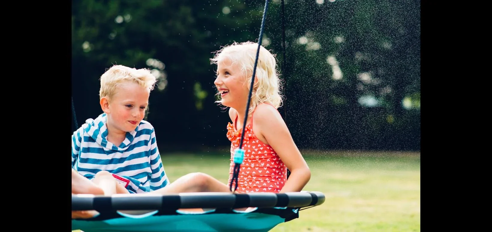 Premium Metall Nestschaukel mit Nebelsprühfunktion, Outdoor-Nestschaukel, Kinder, Schaukelseile höhenverstellbar - 7