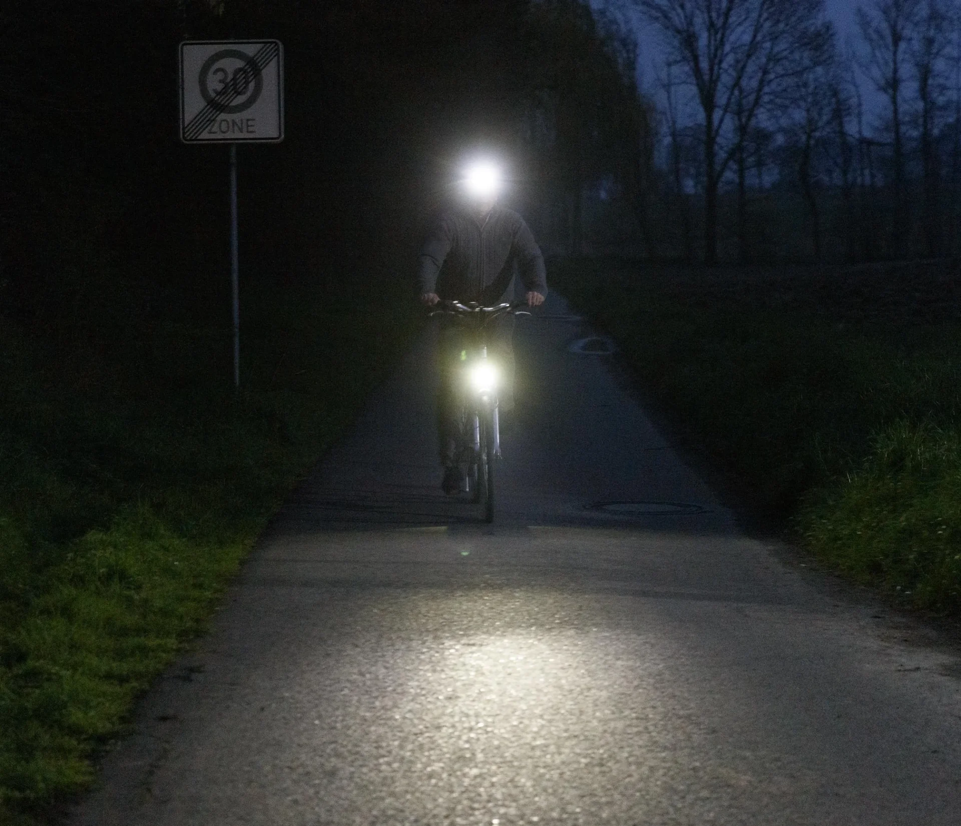 Stirnlampe mit COB LED und Rücklicht - 3