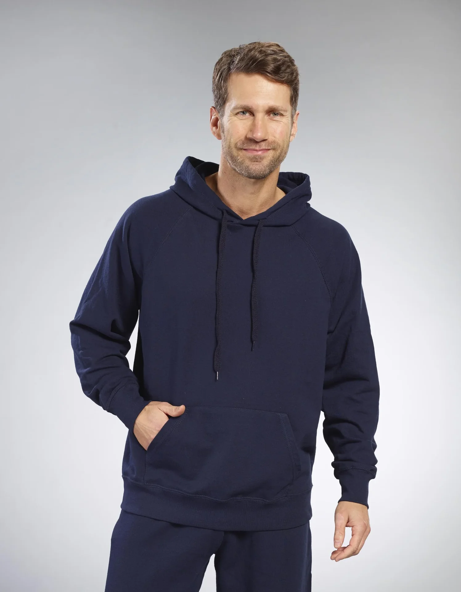 Hoody mit Kängurutasche, Farbe marine, Gr.L - 6