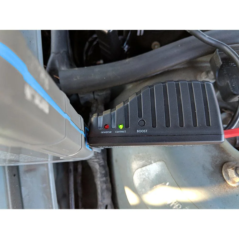 Lithium-Powerbank und Jumpstarter 12 Volt - 6000 Mah, 400 A - 3