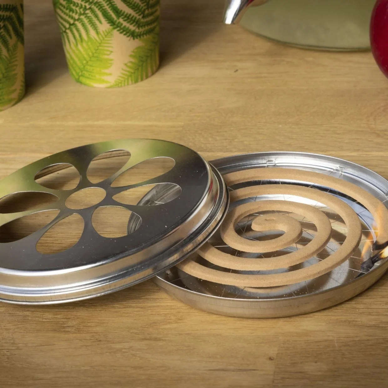 Citronella Spiralen in Zink Brenner - 4