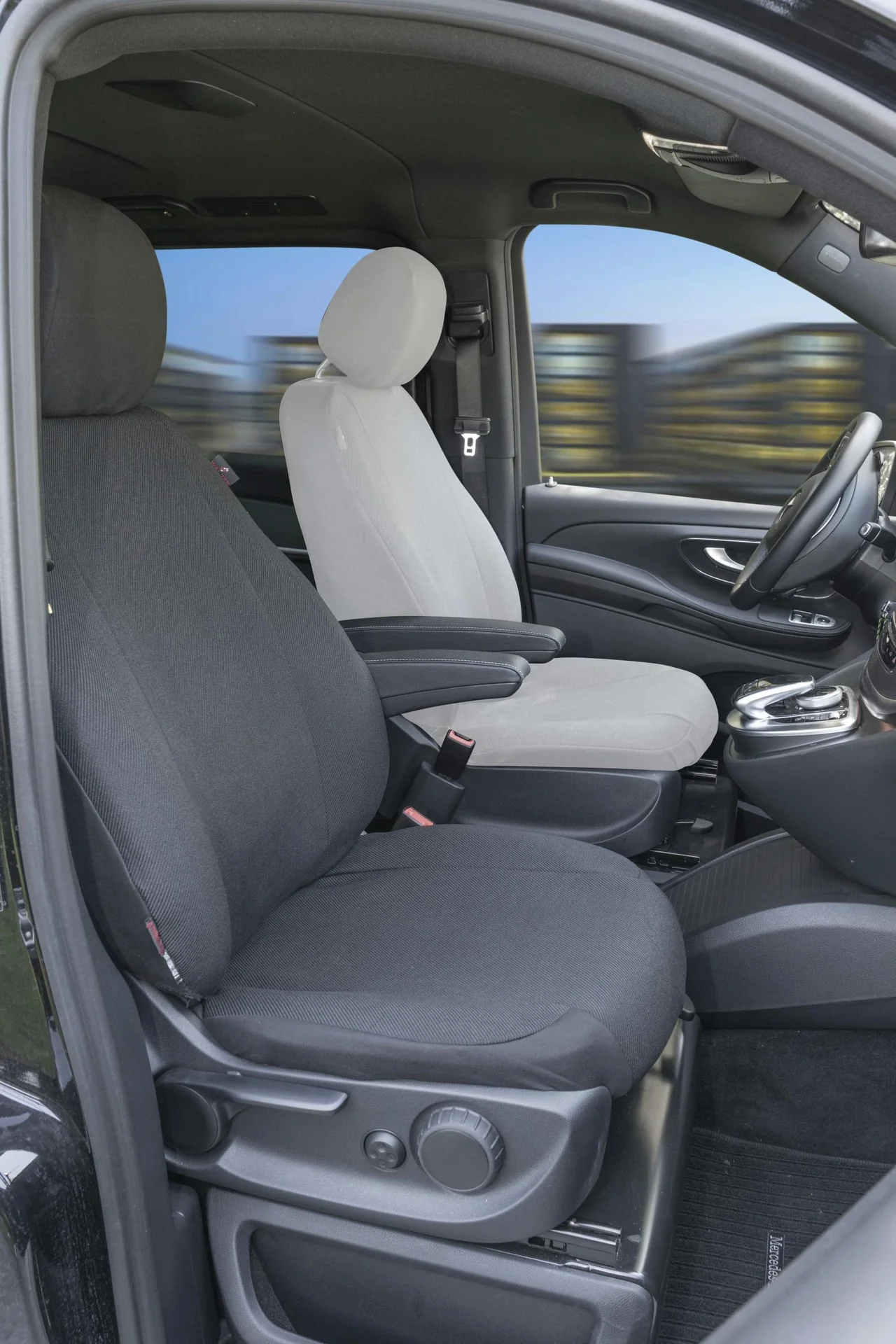 Passform Sitzbezüge Mercedes V-Klasse 477 für Einzelsitz Beifahrer mit Armlehne innen aus Stoff ab BJ 06/2014 - heute - 3