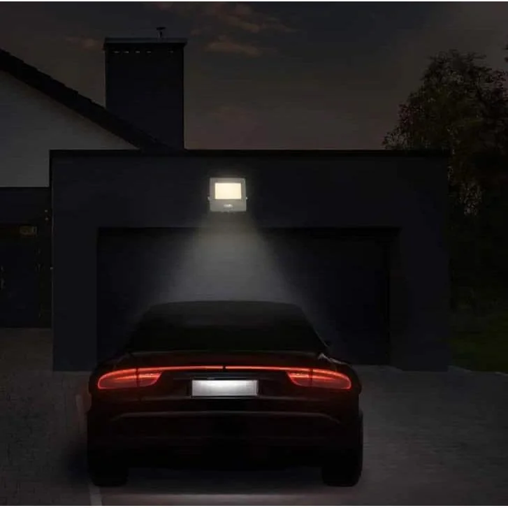 VT-158S LED-Flutlicht mit Sensor - 50 W - 4000 Lm - 3000K - Weiß - 8