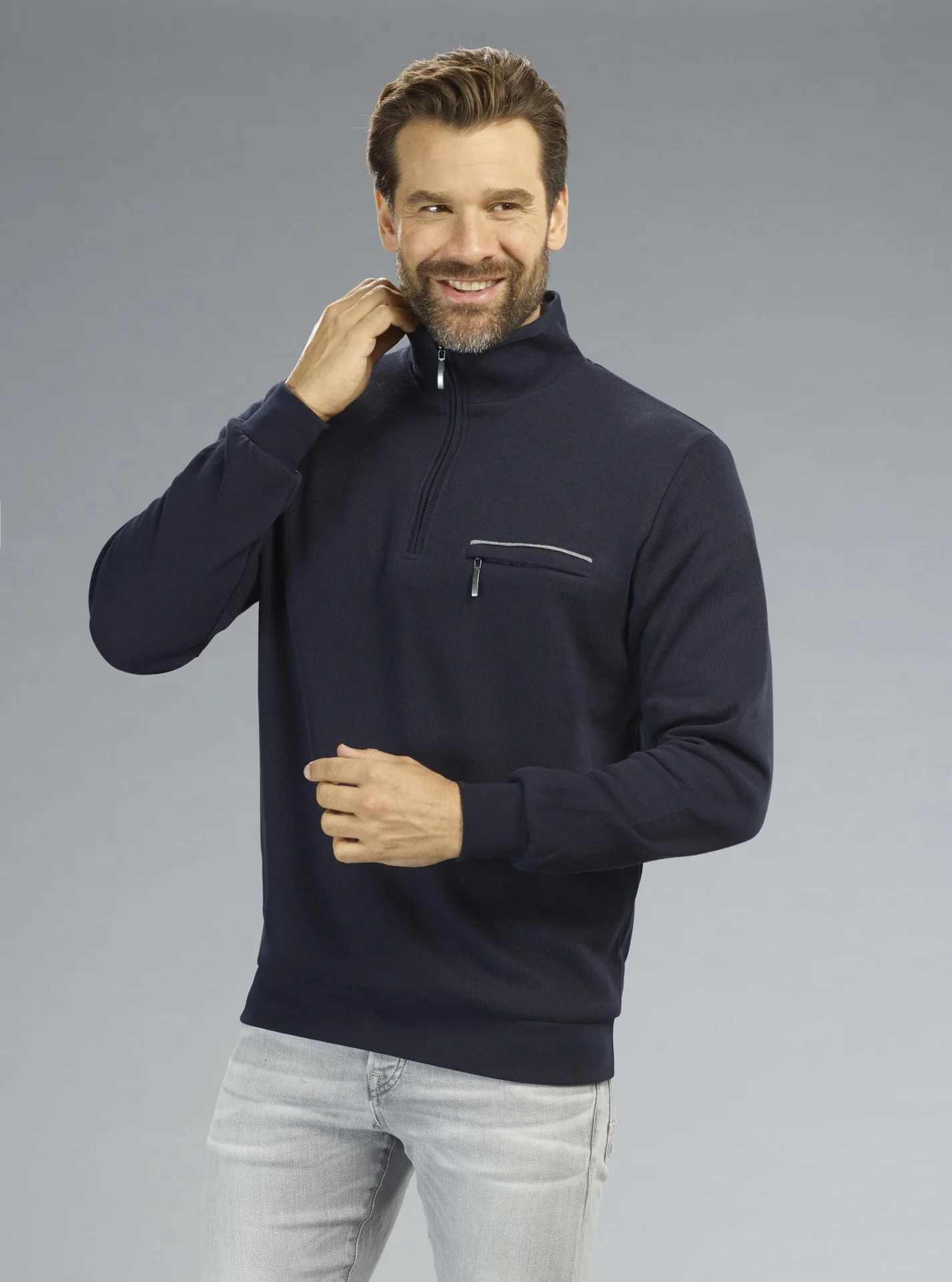 Sweatshirt mit Reißverschluß, Farbe marine, Gr.M - 6