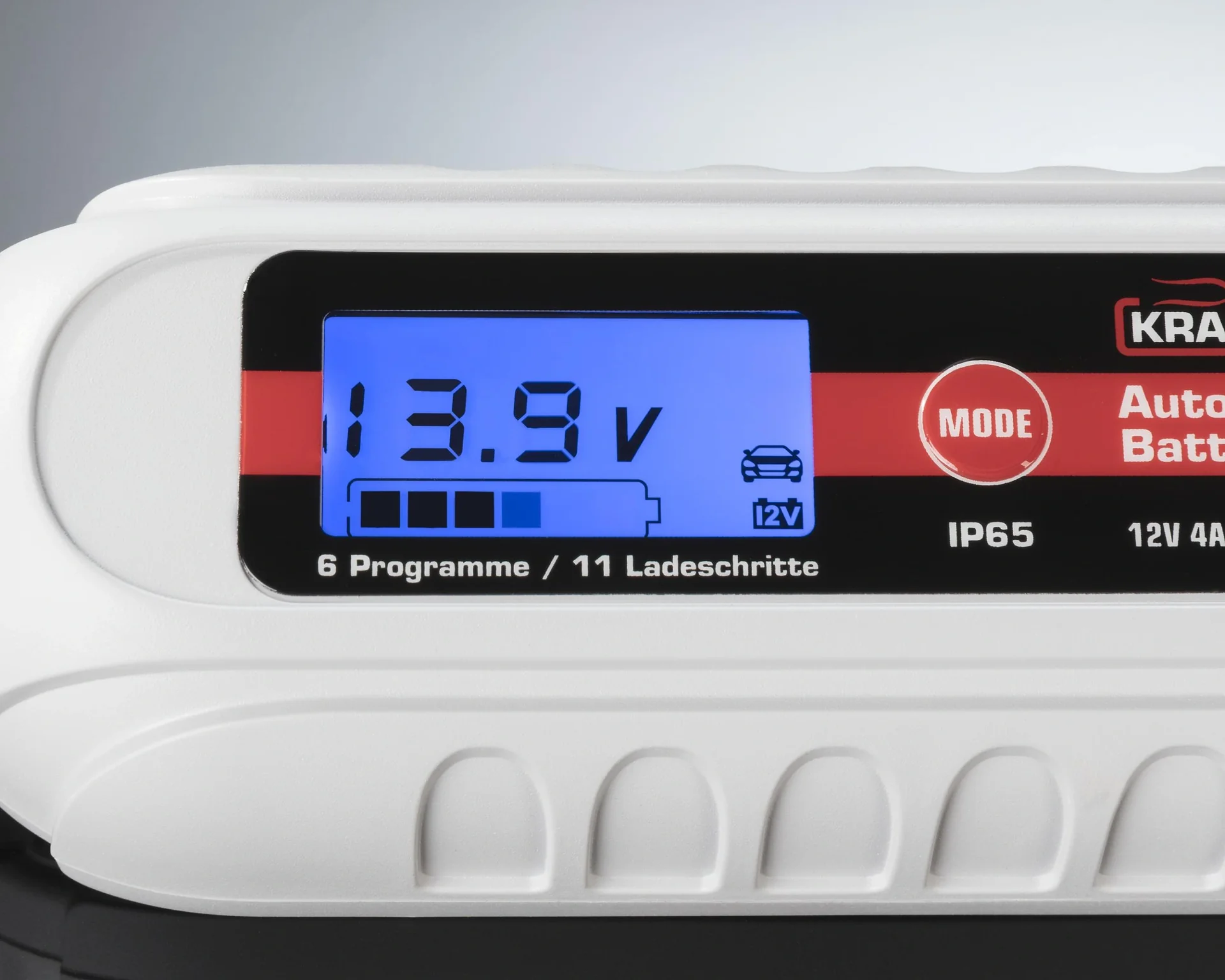 Batterieladegerät 6 / 12 Volt - 4 A - mit Polklemmen und Ringösenkabel - 12