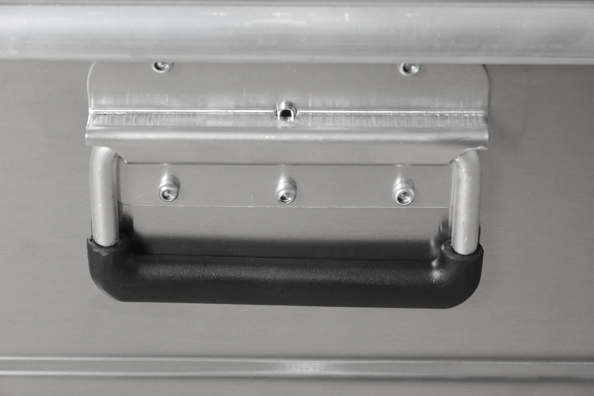 ALUMINIUM-BOXEN TYP A STAPELBAR Volumen 81 L - 12