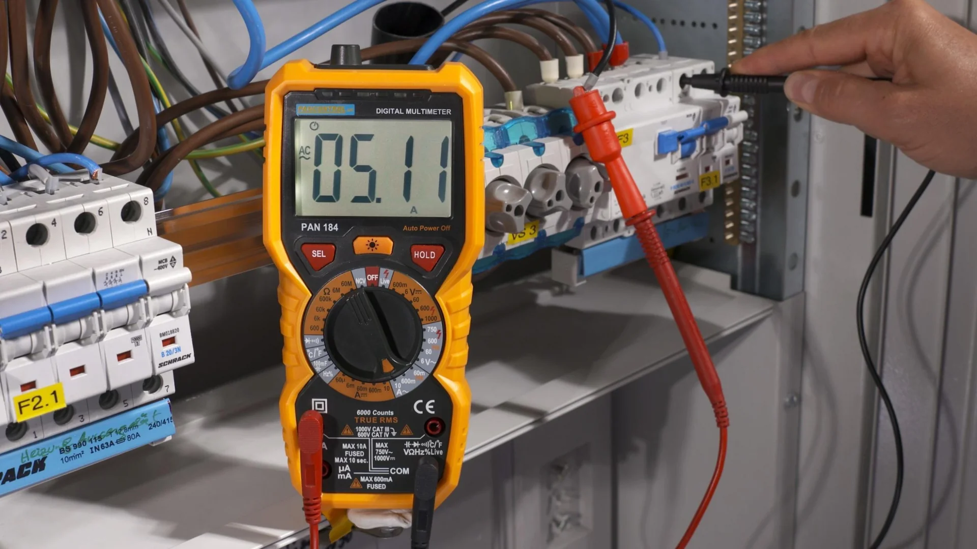 Digital Multimeter 1000V True RMS - 12