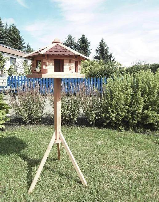 Vogelhaus "Knusperhäuschen" mit Fußkreuzständer - 1