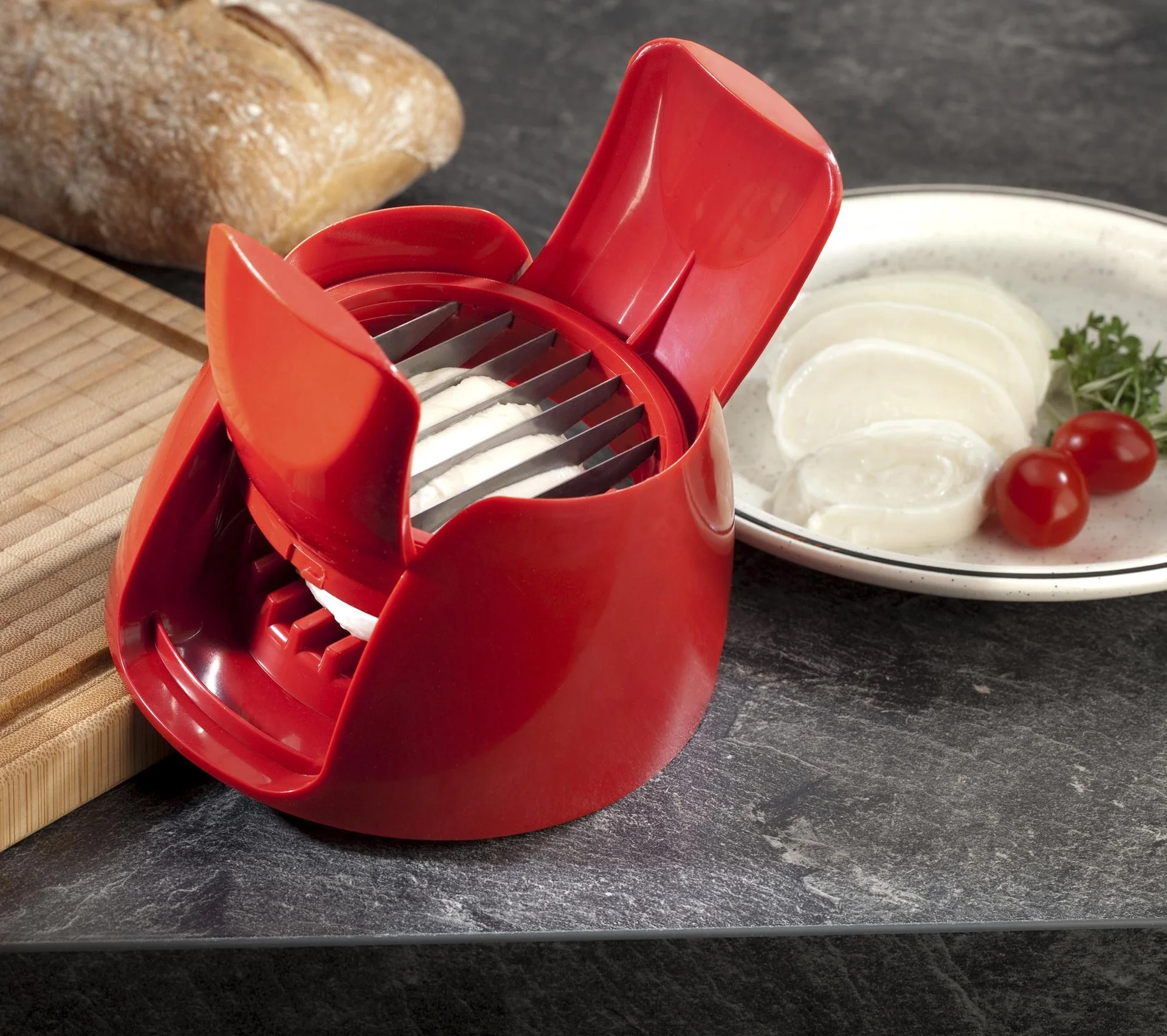 Tomaten- und Mozzarella-Schneider, Rot - 4