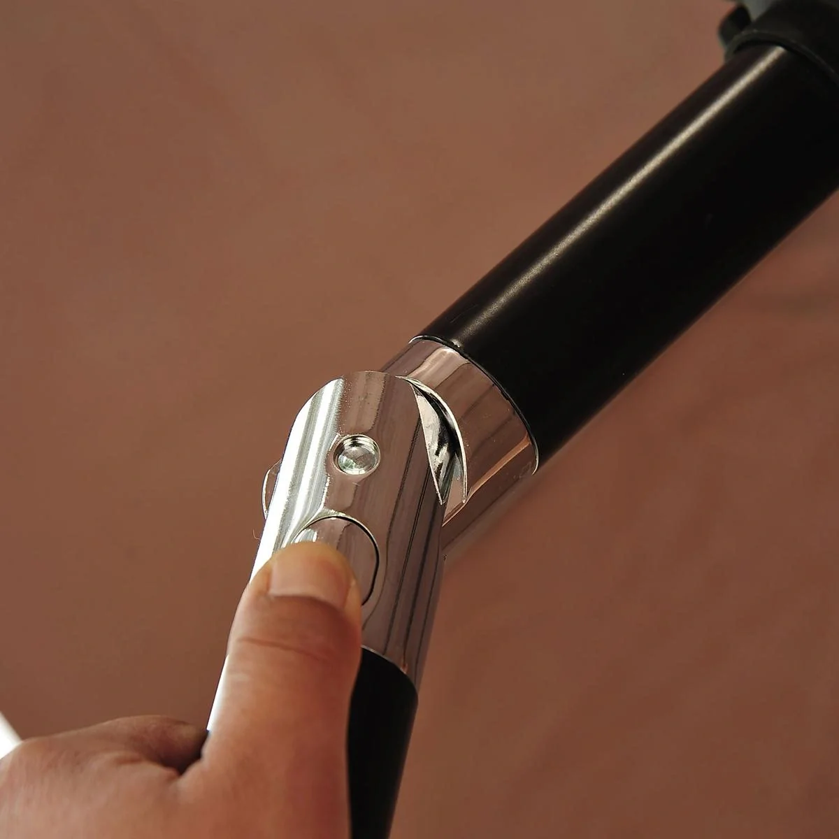 Knickschirm mit Handkurbel braun/schwarz - 7