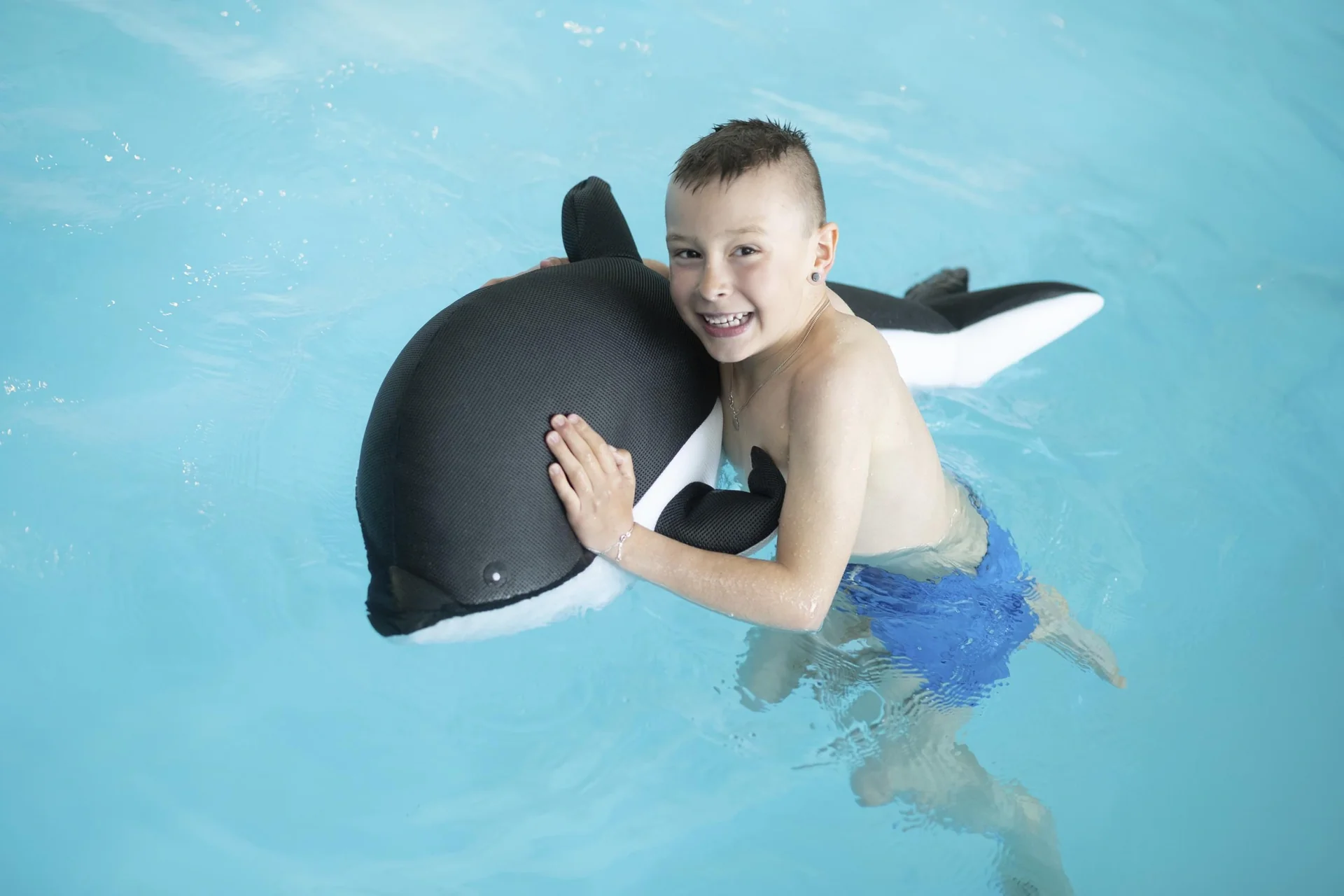 Pool Buddy Delfin grau, weiss - 6