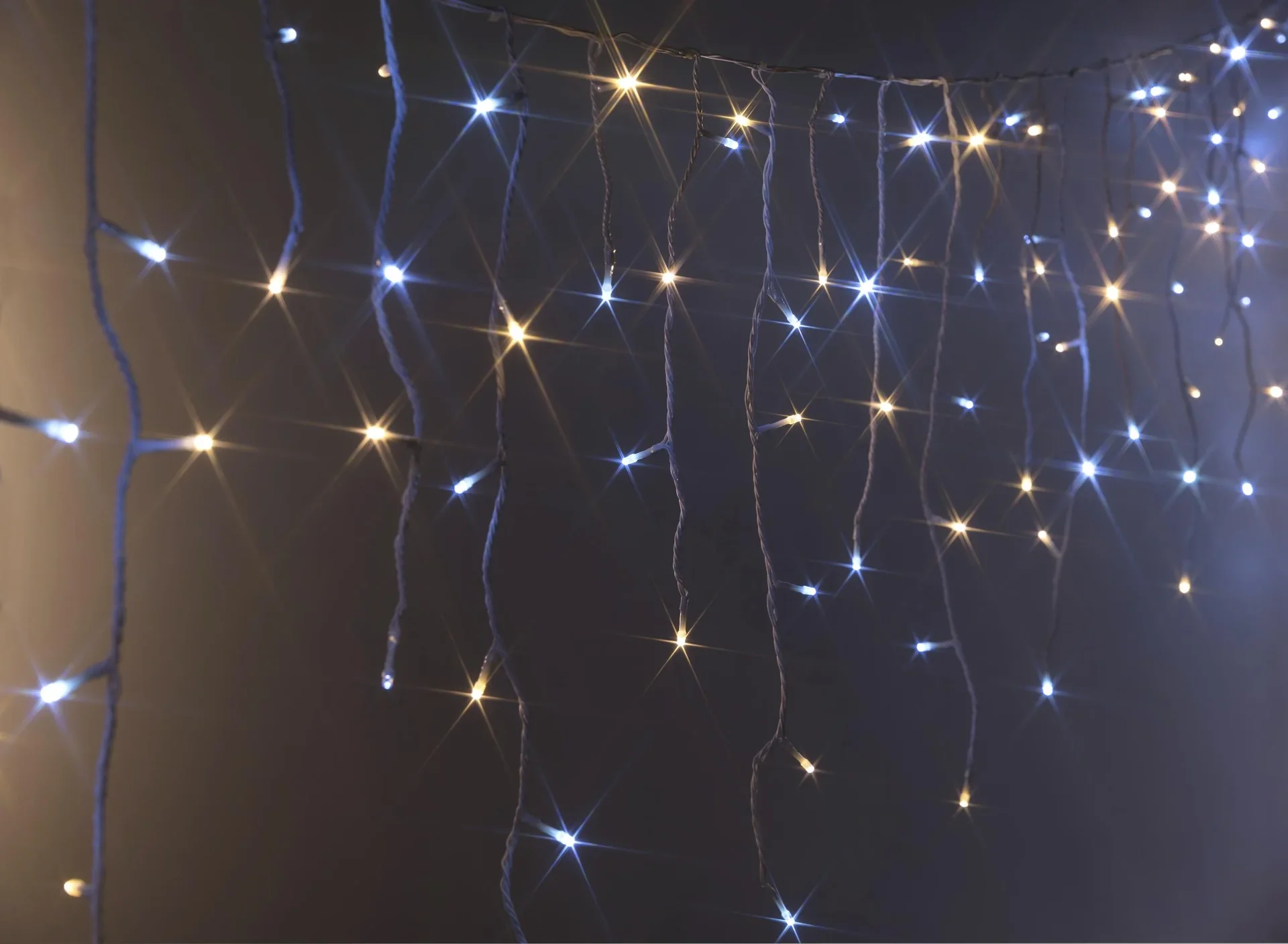 Eisregen Lichterkette mit 480 kaltweißen LED - Länge 12 m - 3