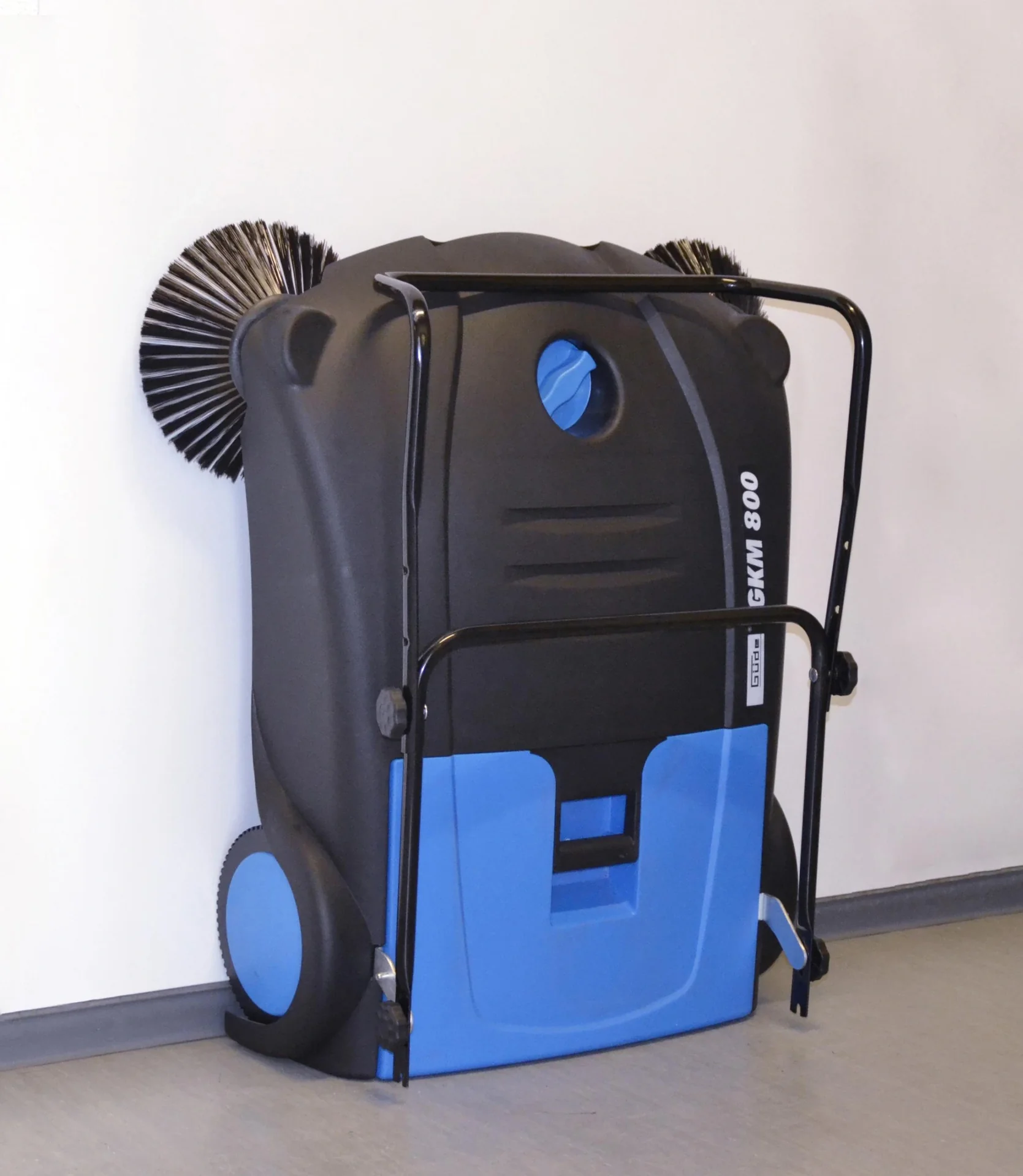 Kehrmaschine GKM 800 - 4