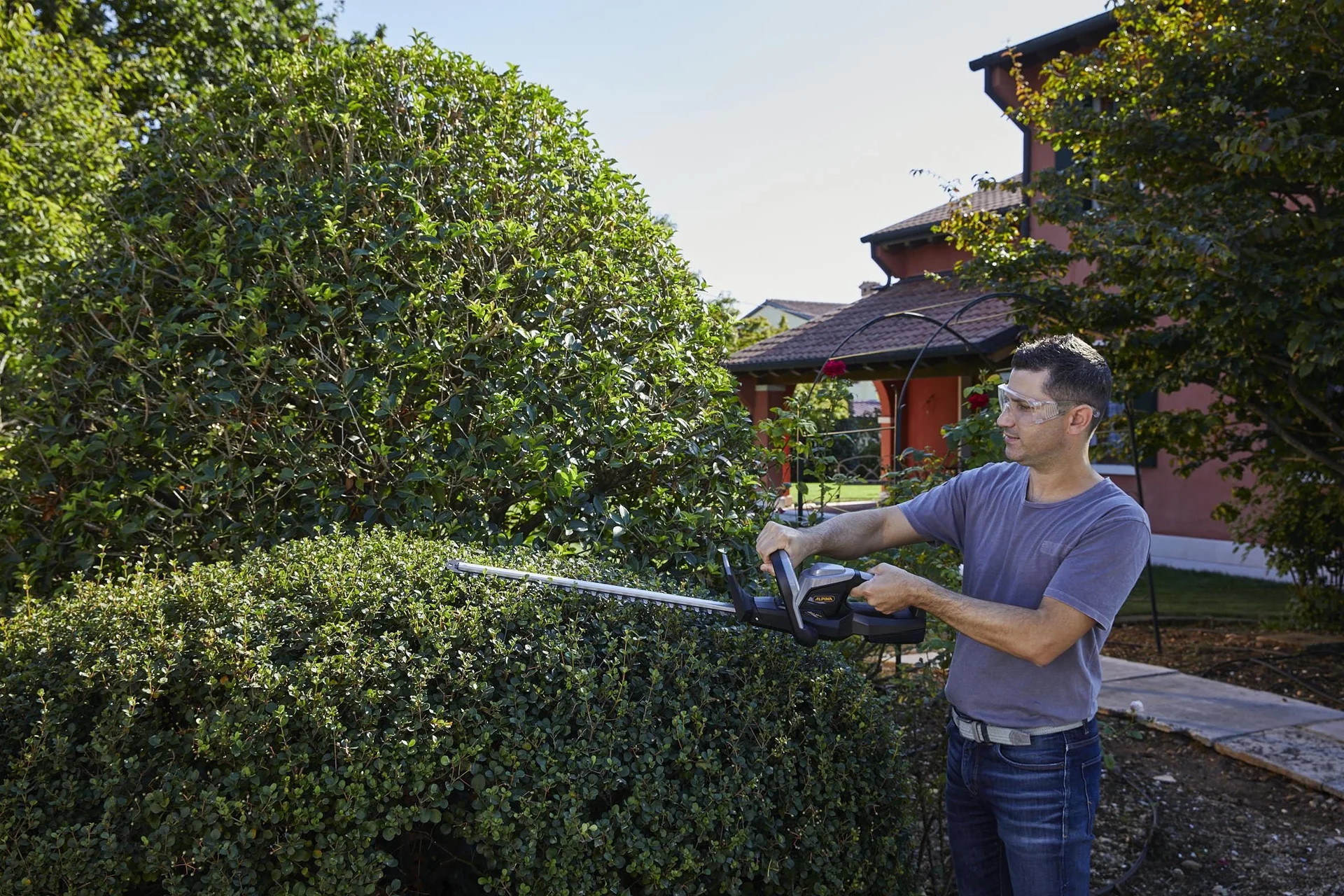 Akku-Heckenschere "AHT 20 Li", mit Akku und Ladegerät - 9