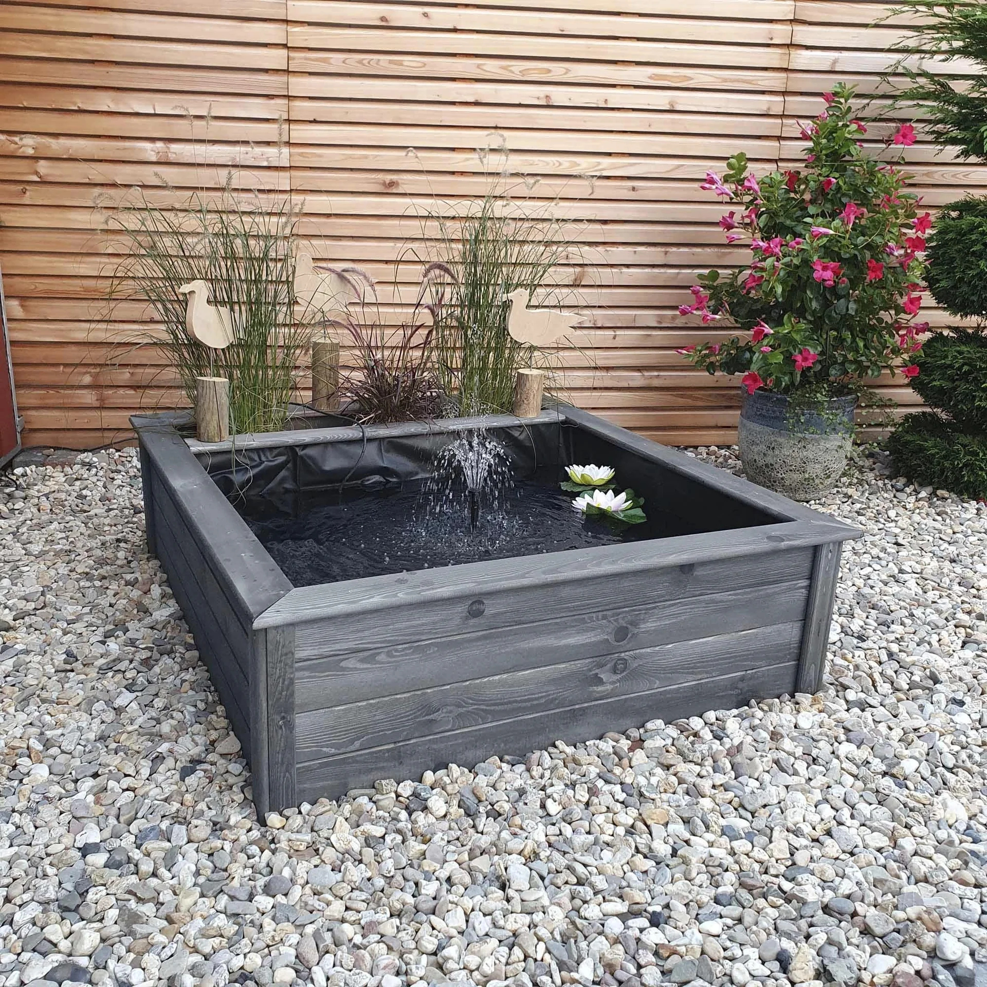 Hochteich mit seitlicher Pflanzzone, grau - 1