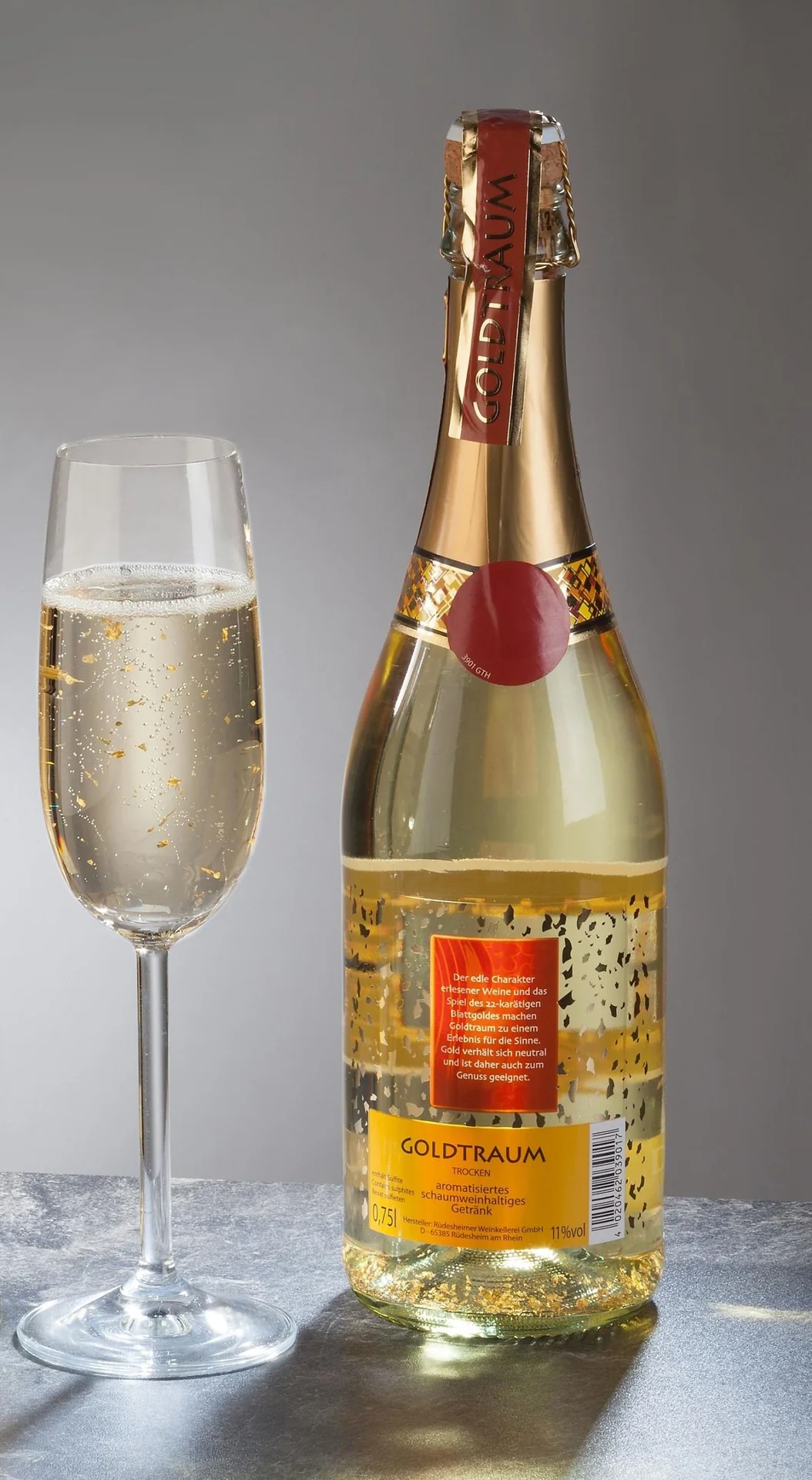 Geschenk-Box aus Holz mit Griff und 1 Flasche Goldtraum, 750 ml - 4