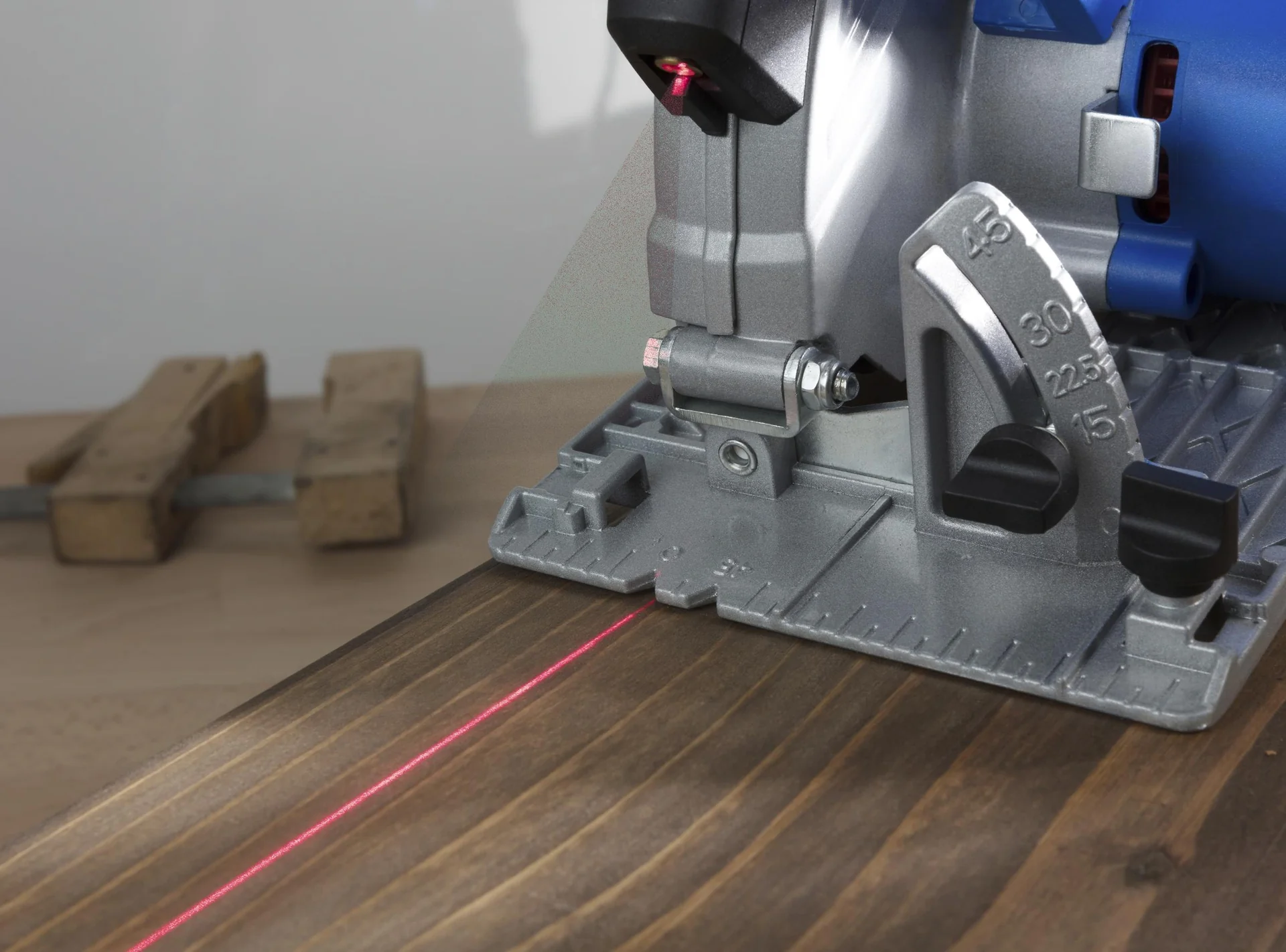 Handkreissäge 1400 Watt mit Laser - 5
