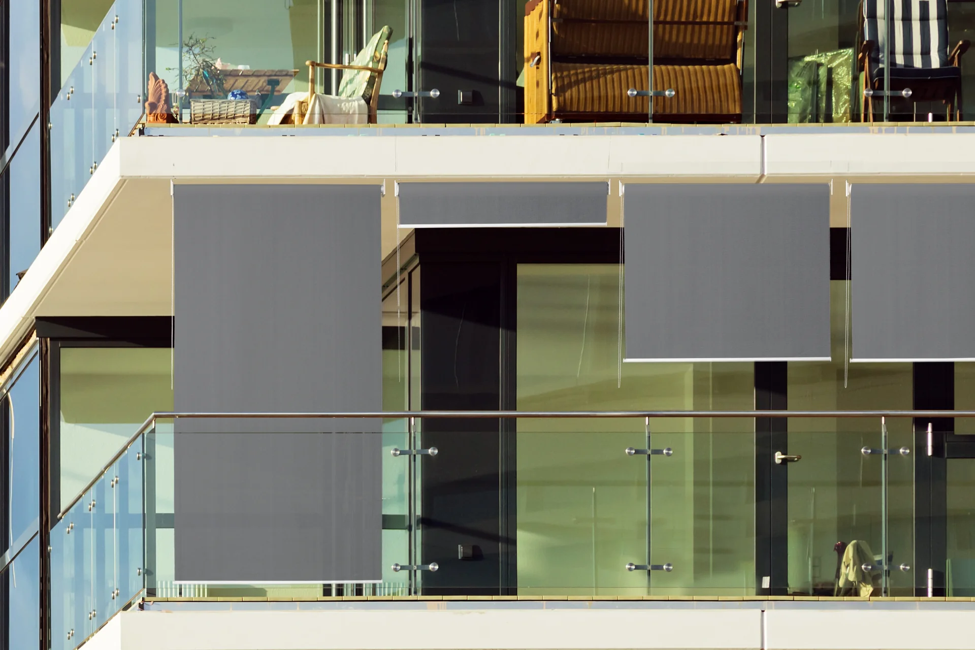 HDPE Sonnenrollo 240x240 cm grau - 1