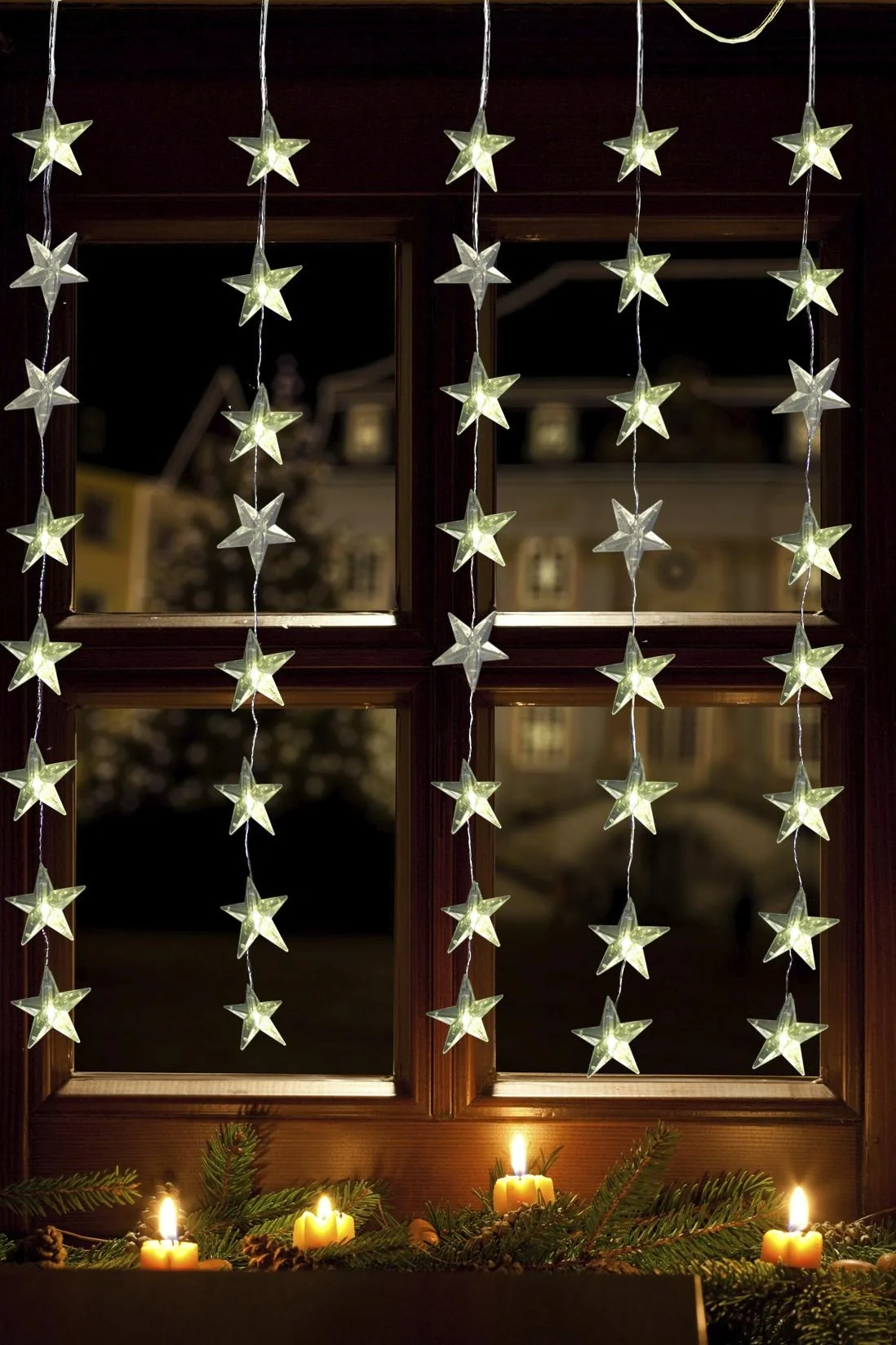 Lichtervorhang mit Sternornamenten und 40 warmweißen LEDs - 1