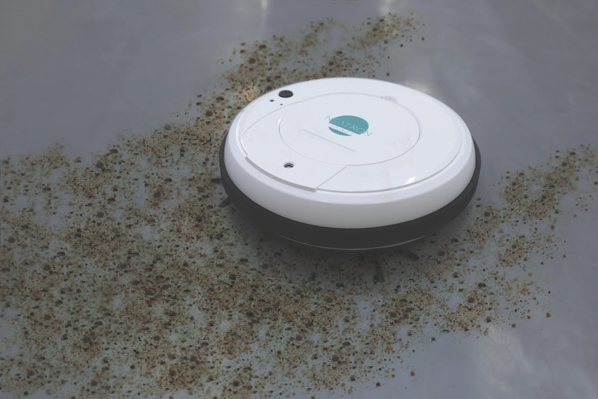 Neatron Akku Staubsauger-Roboter - 11