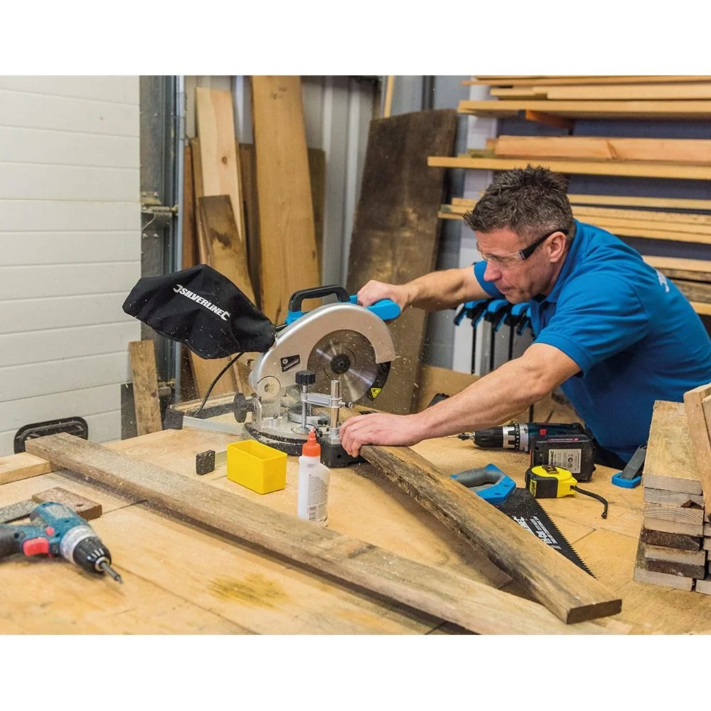 1400 W kombinierte Gehrungssäge, 210 mm - 1