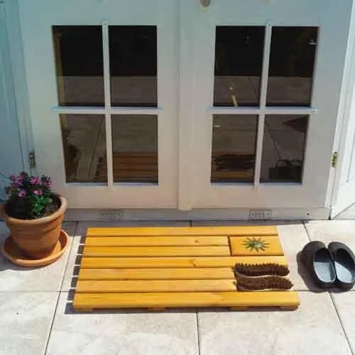 Fußabtreter mit Bürsten - 1