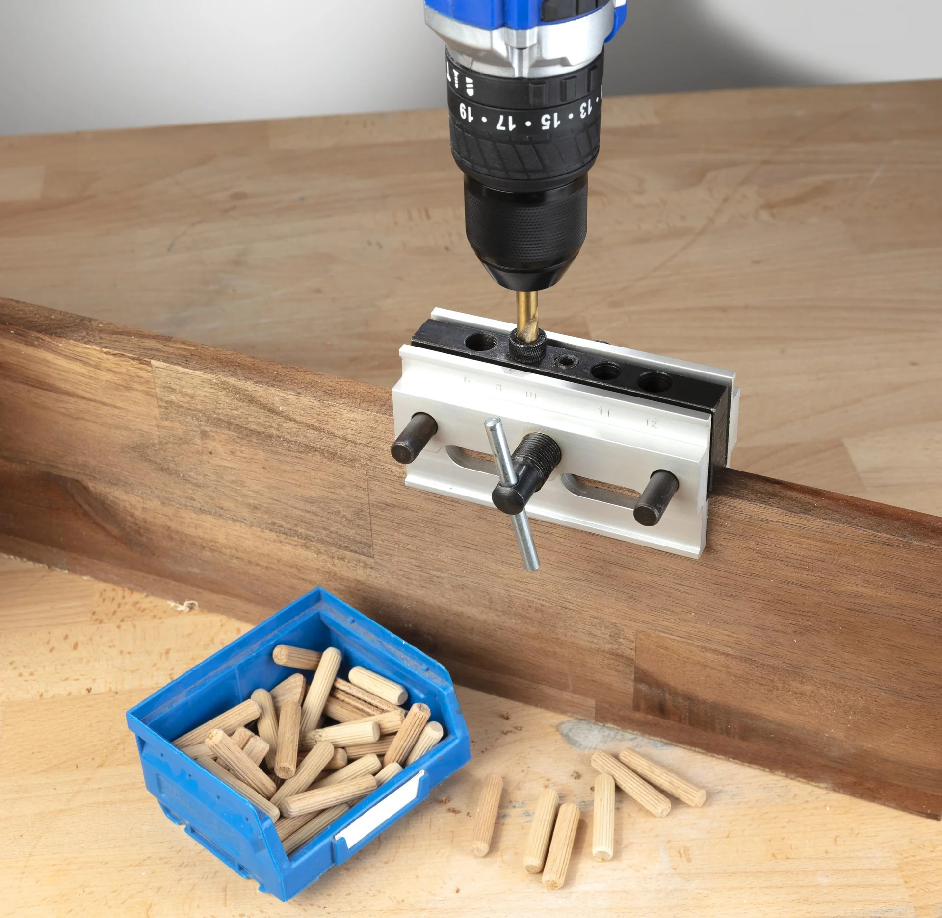 Dübelautomat / Bohrlehre, selbstzentrierend - 5