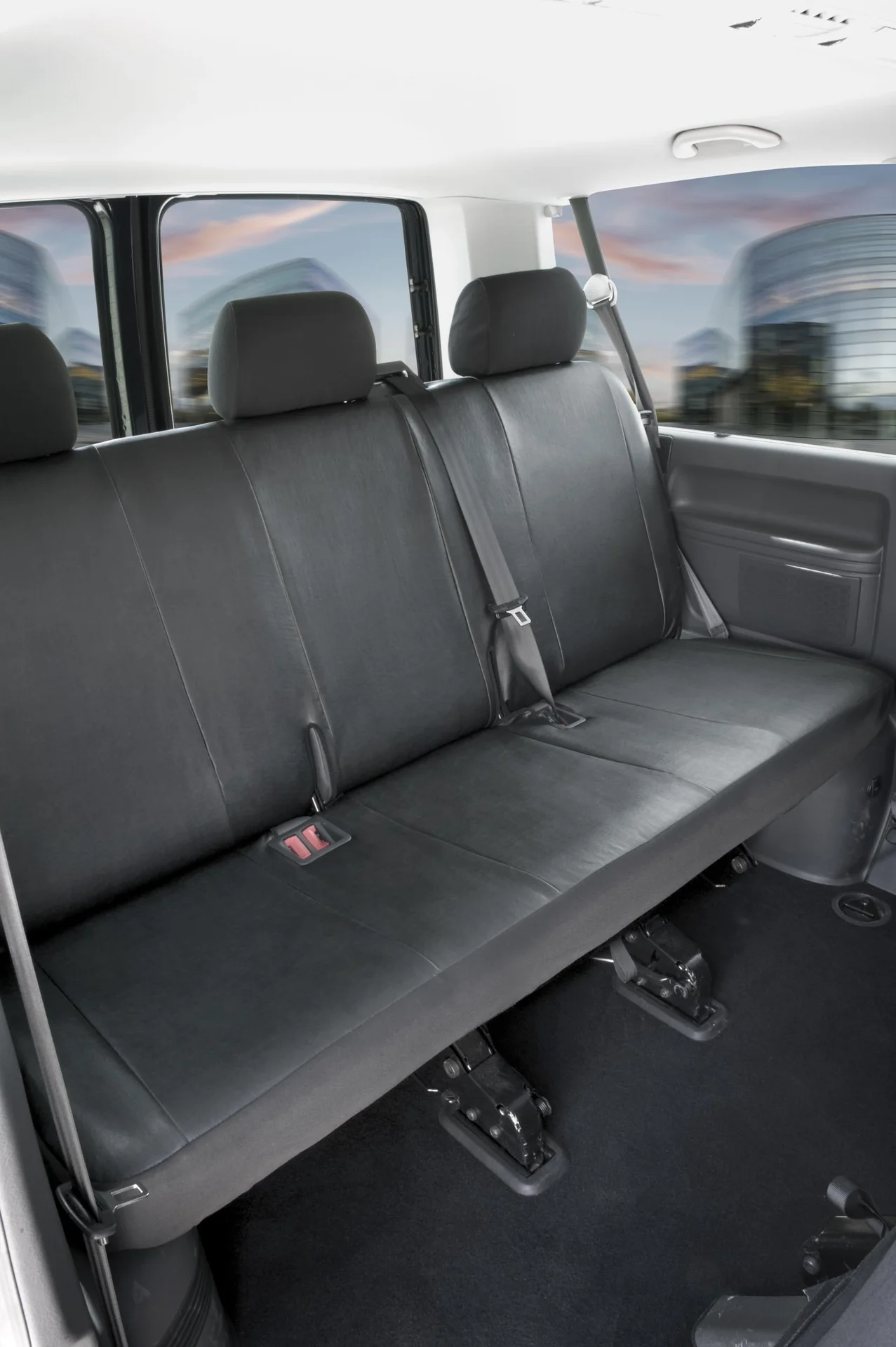 Passform Sitzbezüge für VW T5für 3er Bank aus Kunstleder ab BJ 04/2003 bis 06/2015 - 2