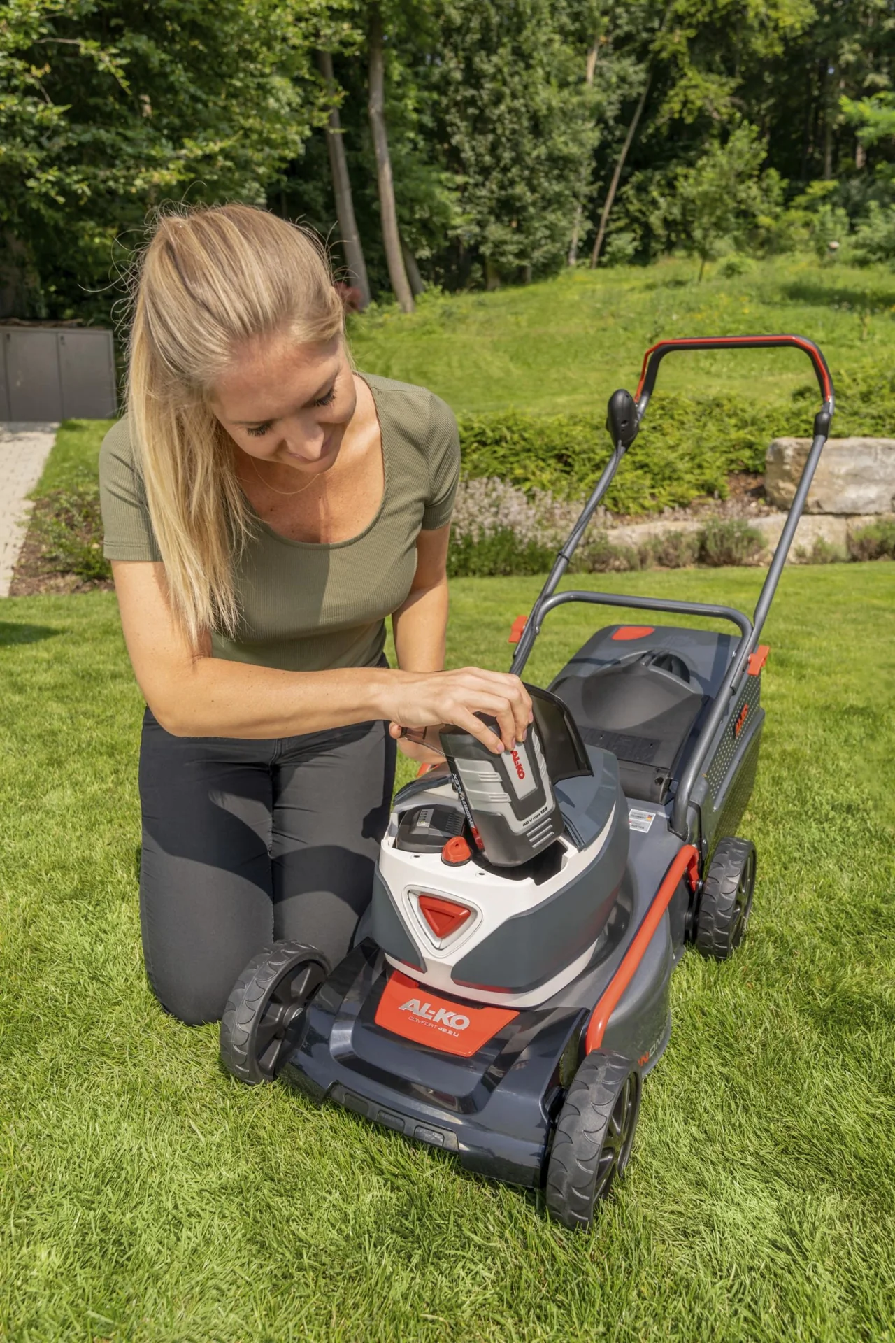 ENERGY FLEX Akku-Rasenmäher 42.2 Li Comfort - inkl. 2 Akku und Ladegerät - 9