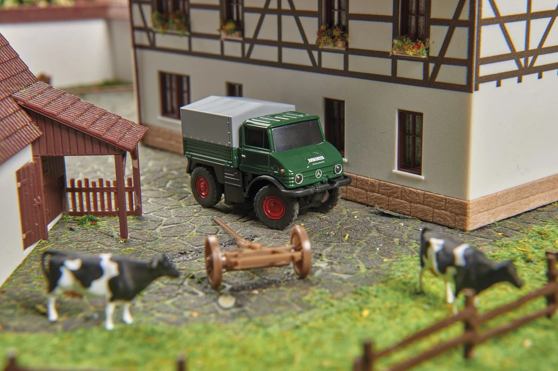 1:87 MB Unimog U406 Forst 2.4G 100% RTR - 2