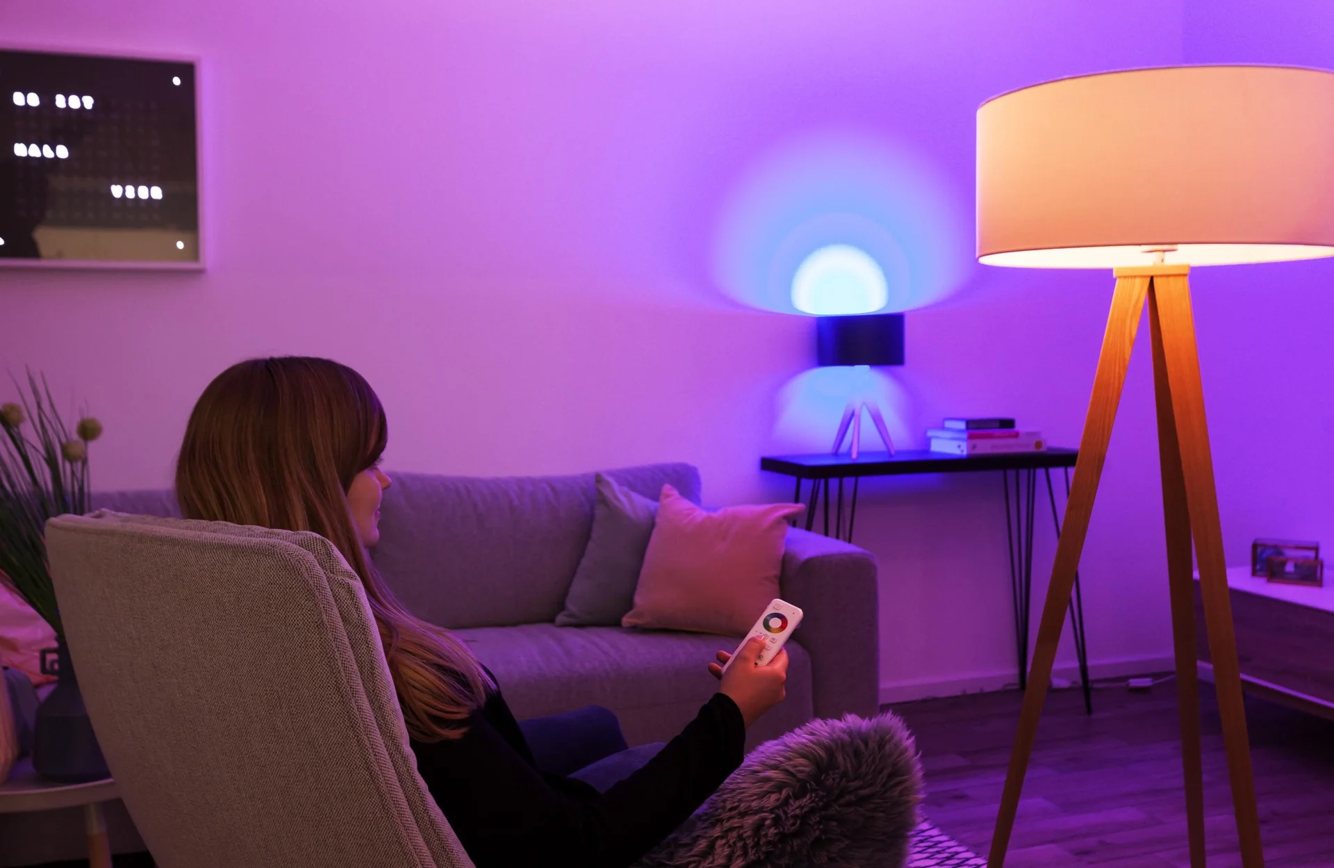 tint Starter Set mit 2 LED Lampen, 9,5 W, E27, Farbwechsel und Fernbedienung - 9