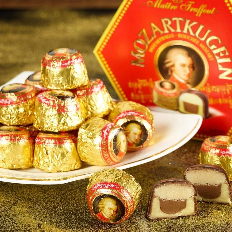 Maitre Truffout Original Österreichische Mozartkucheln / Mozart Bonbons - Schokoladenbonbons - 45 Stück - 3 x 300g - 5