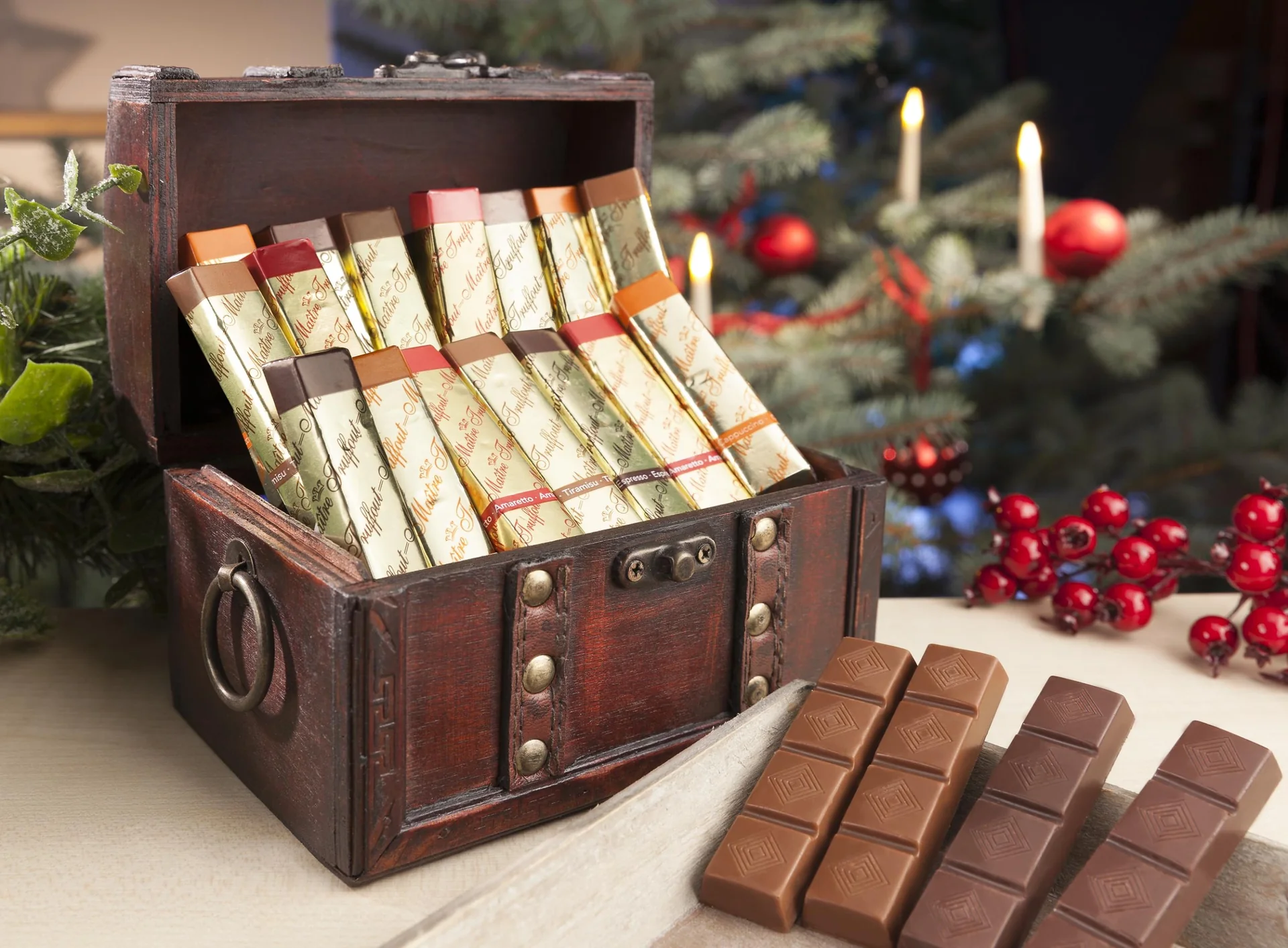 Schatztruhe aus Holz - 1