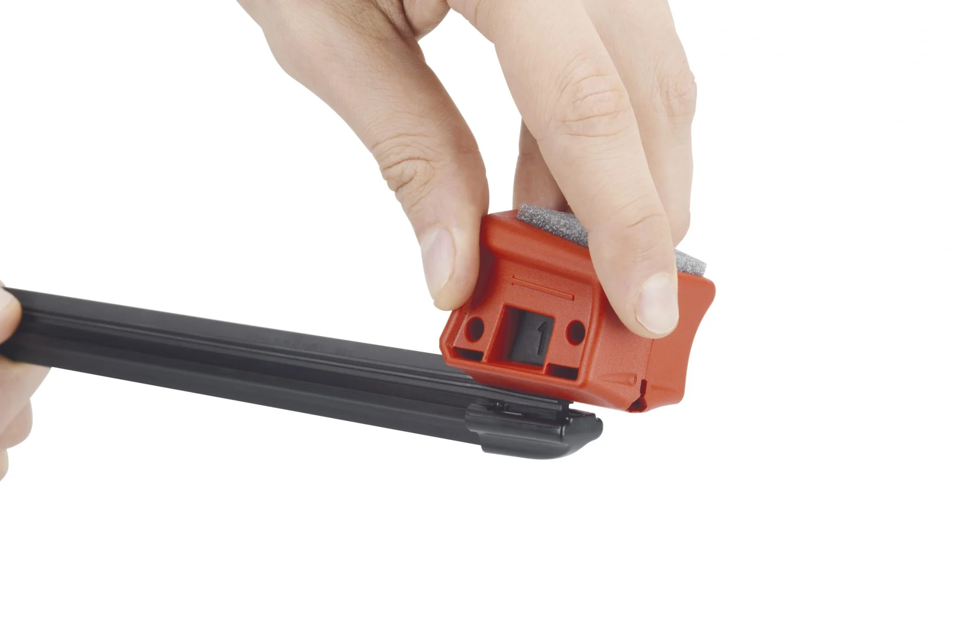 Wischblattschneider DUAL.CUT - inklusive Reinigungsschwamm - 12