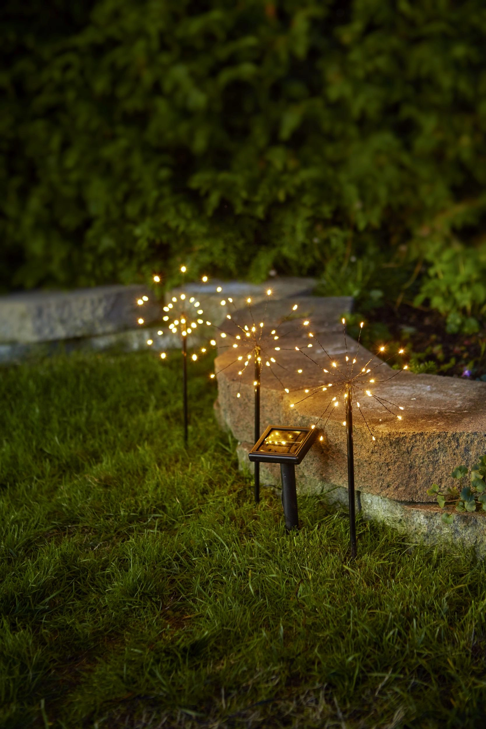 Solarstab "Firework" mit 90 warmweißen LEDs im 3er Set - 4