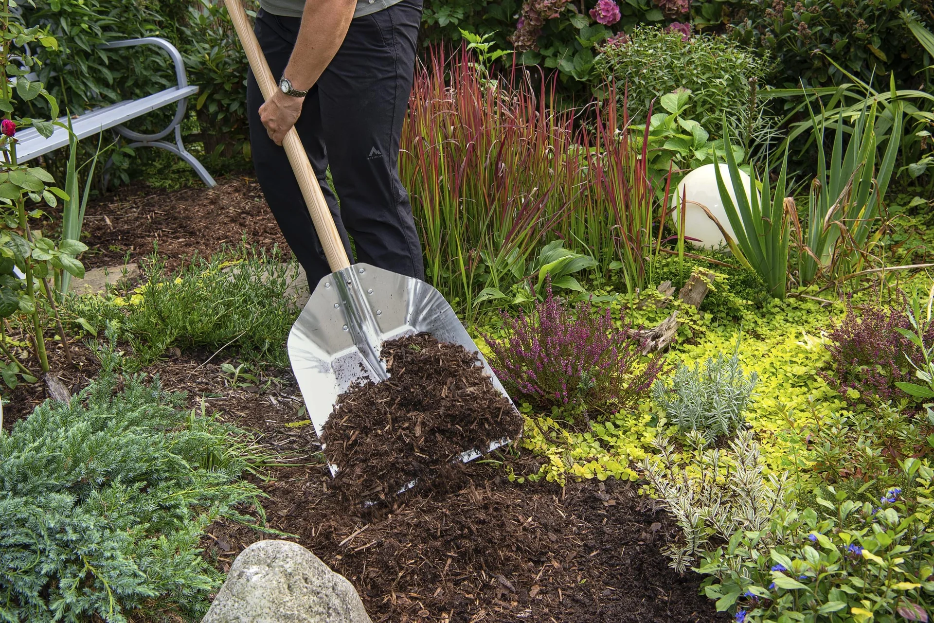 FAVORIT-Leichtmetall, Hallenser Randschaufel, Gr. 9, Schutzkante, Eschen-Langstiel 130 cm - 6