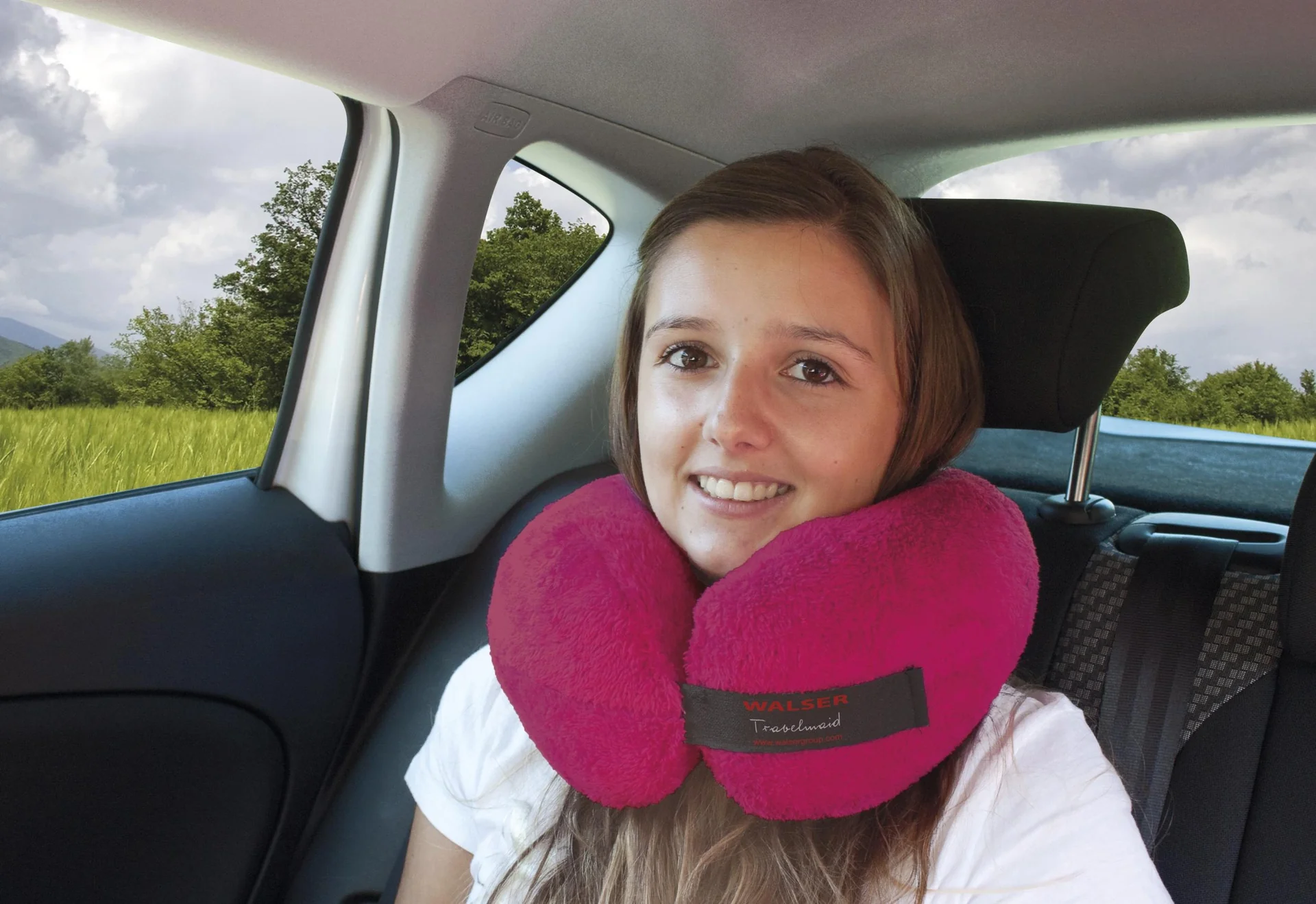 Nackenrolle Reisekissen Travelmaid aus weichem Fleece - kirschrot - 4