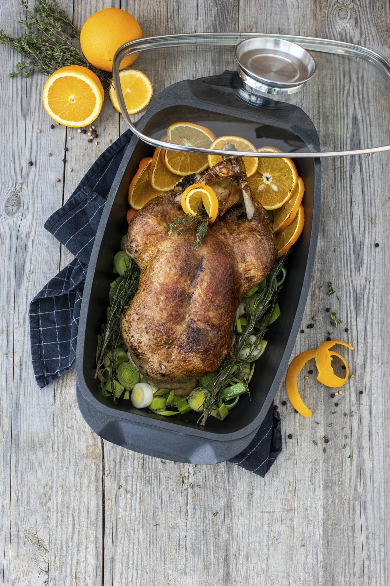 Aroma-Bräter, 4,5 Liter, 40 x 23 x 13 cm, Aluguss Universalbräter mit Aroma-Deckel - 5