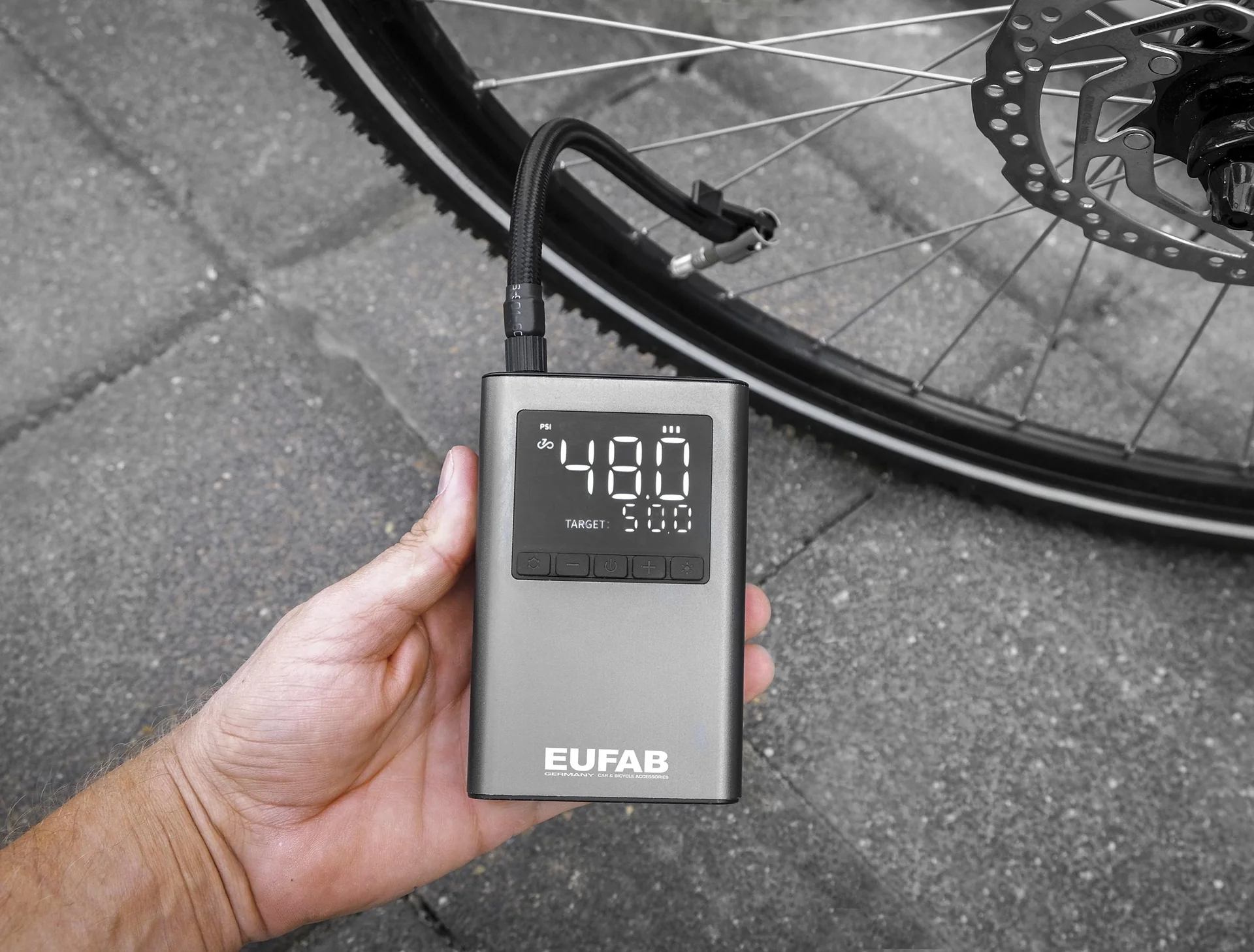 Mini Kompressor, aufladbar - 11