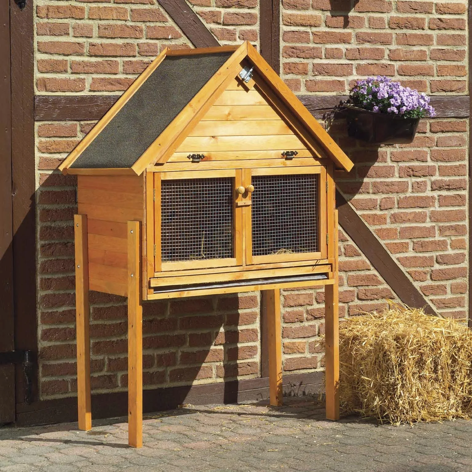 Kleintierstall "Susi"mit Spitzdach - 1
