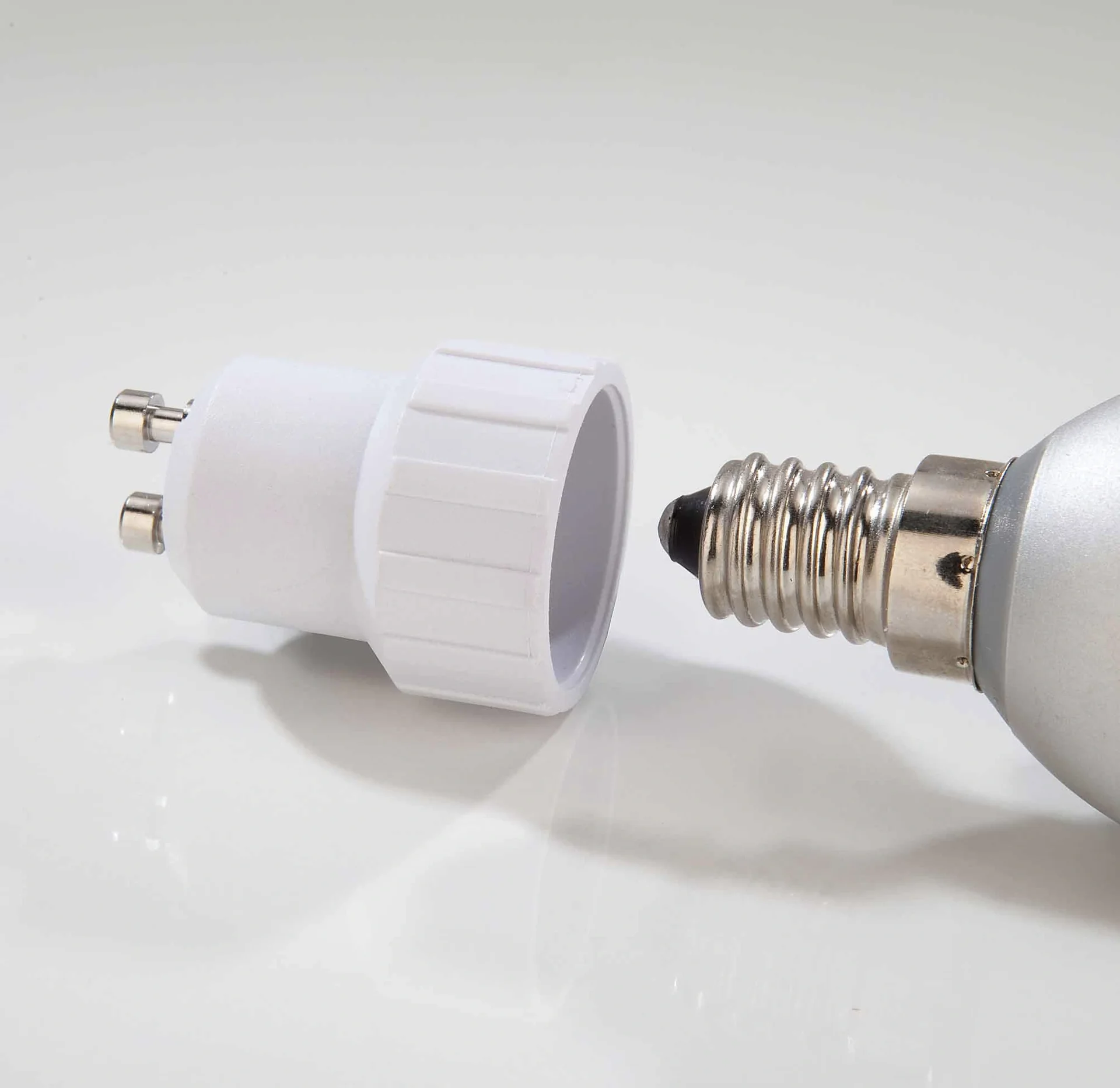 Adapter E14 auf GU10 Sockel, 3 Stück - 1