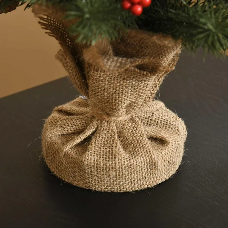 Weihnachtsbaum 50 cm Christbaum mit 4 roten Beeren und 4 Tannenzapfen - 5