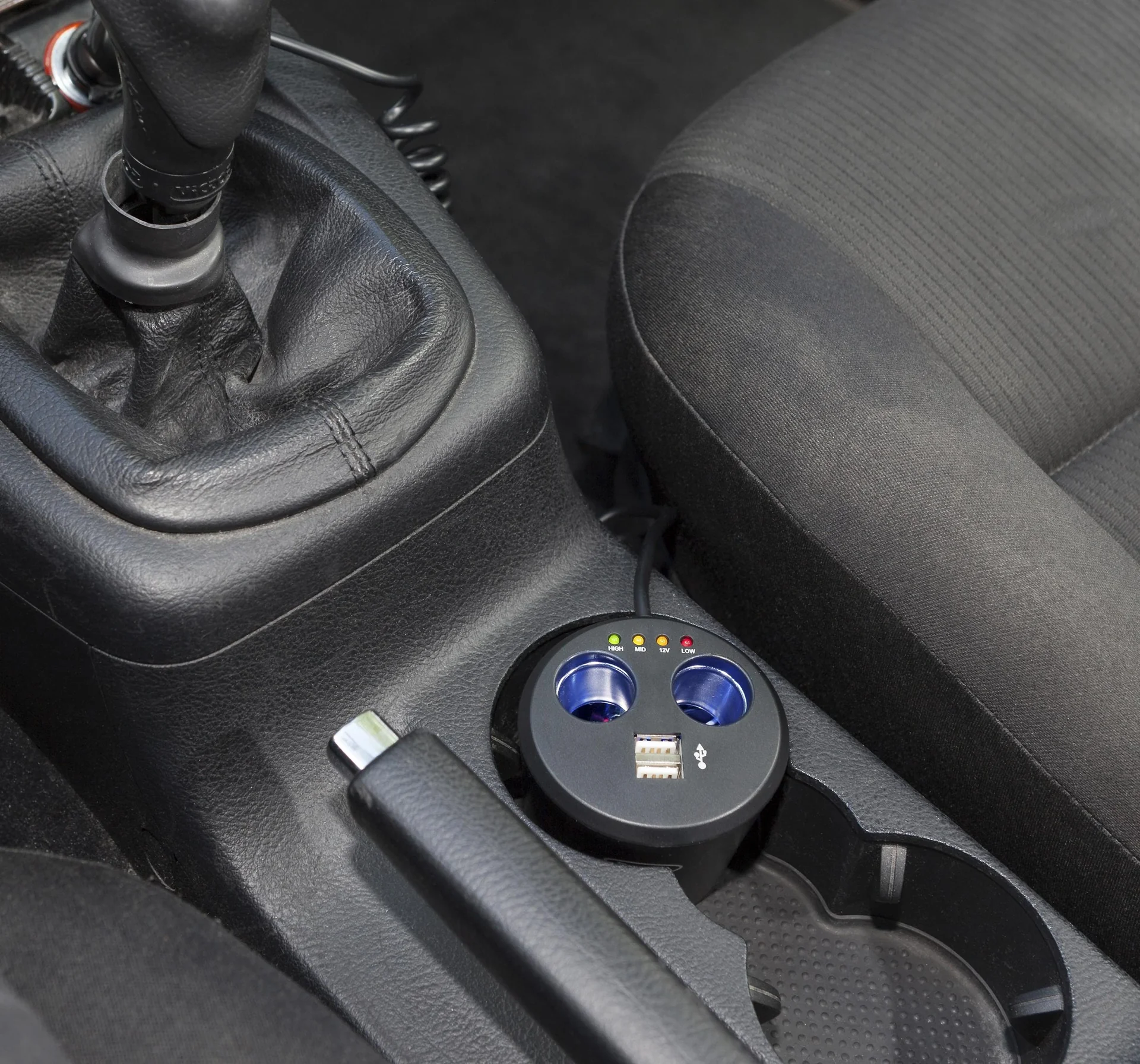 KFZ Multisteckdose mit USB Doppelanschluss, 12 Volt - 6