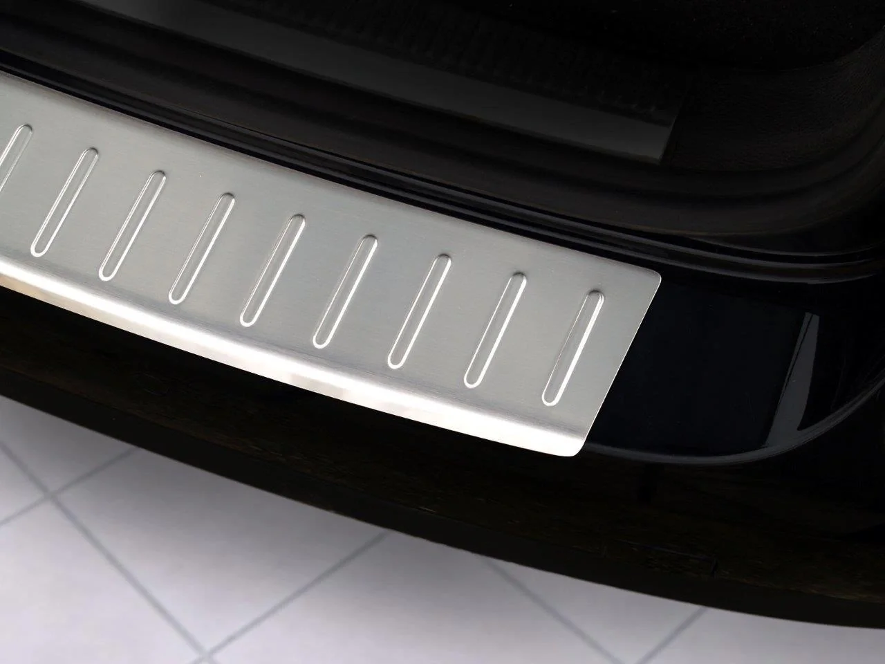 Ladekantenschutz VW Passat B6 Variant Baujahr 2005-2011/ Edelstahl - 2