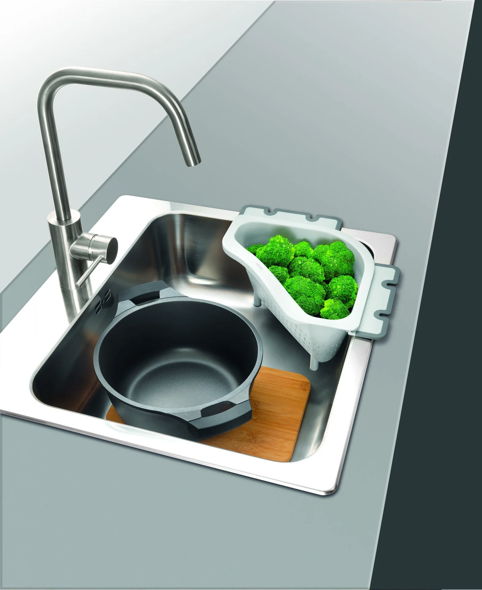 Kunststoff-Ecksieb Drain On - 6