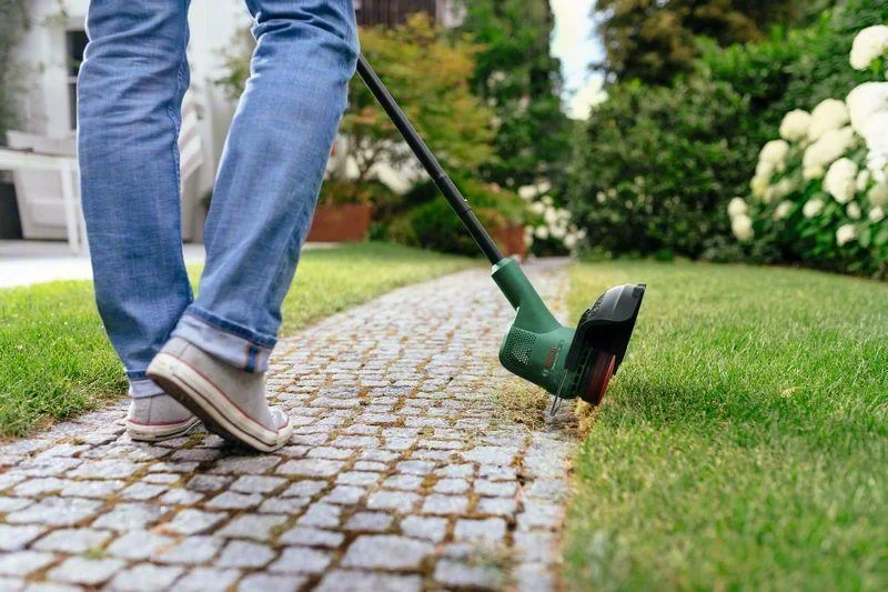 Akku-Rasentrimmer EasyGrassCut 18V-26 - 4